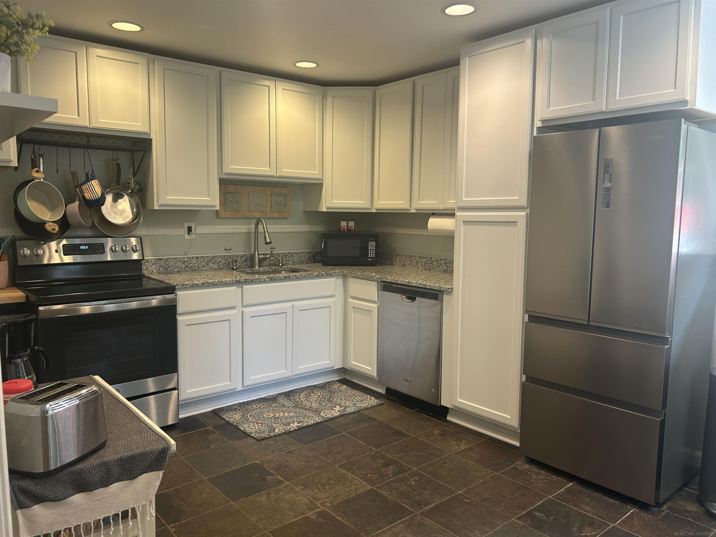 8322 Thurston Road, Pinckney, MI 48169 — Photo 14