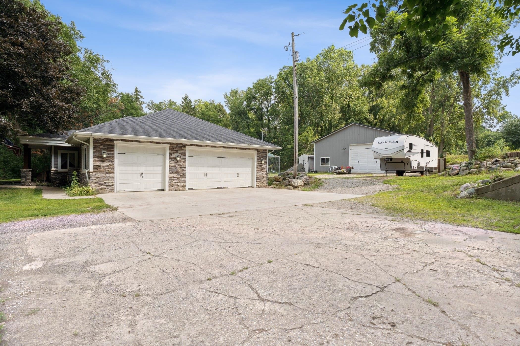 15419 Linden Road, Linden, MI 48451 — Photo 5