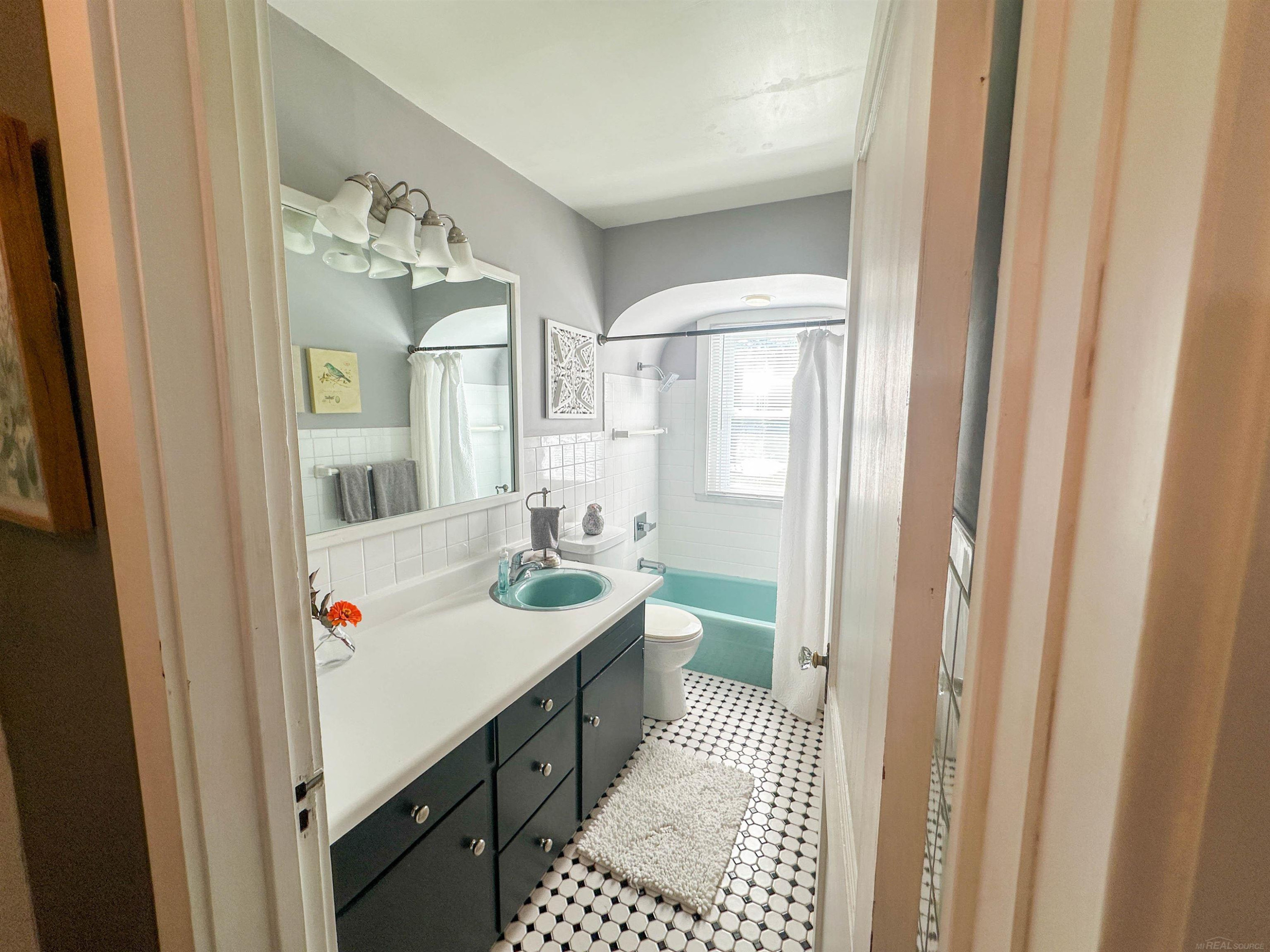 600 Hart Street, Essexville, MI 48732 — Photo 24