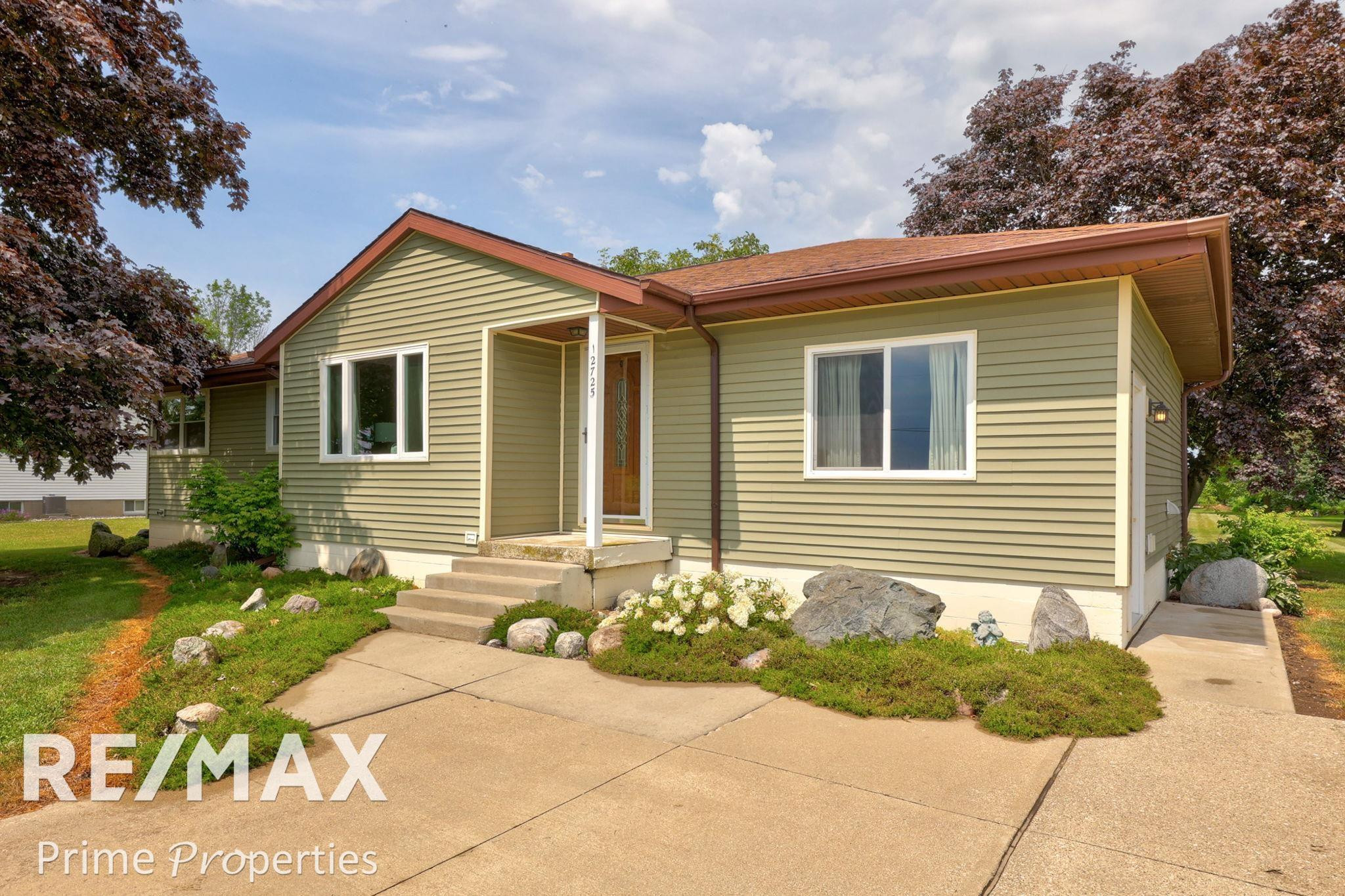 12725 Hack Road, Reese, MI 48757 — front exterior