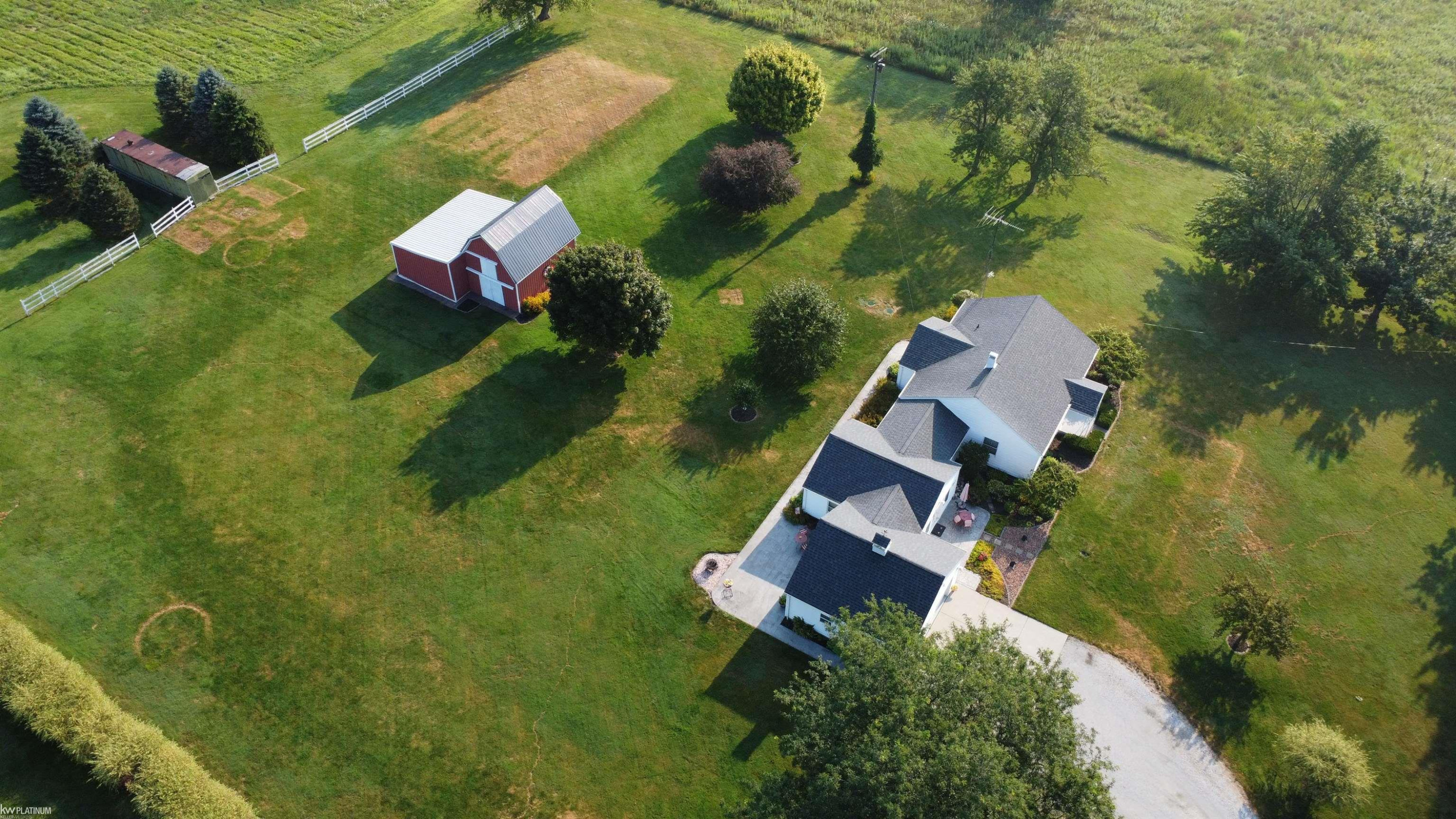 6928 Smiths Creek Road, Kimball, MI — Photo 2