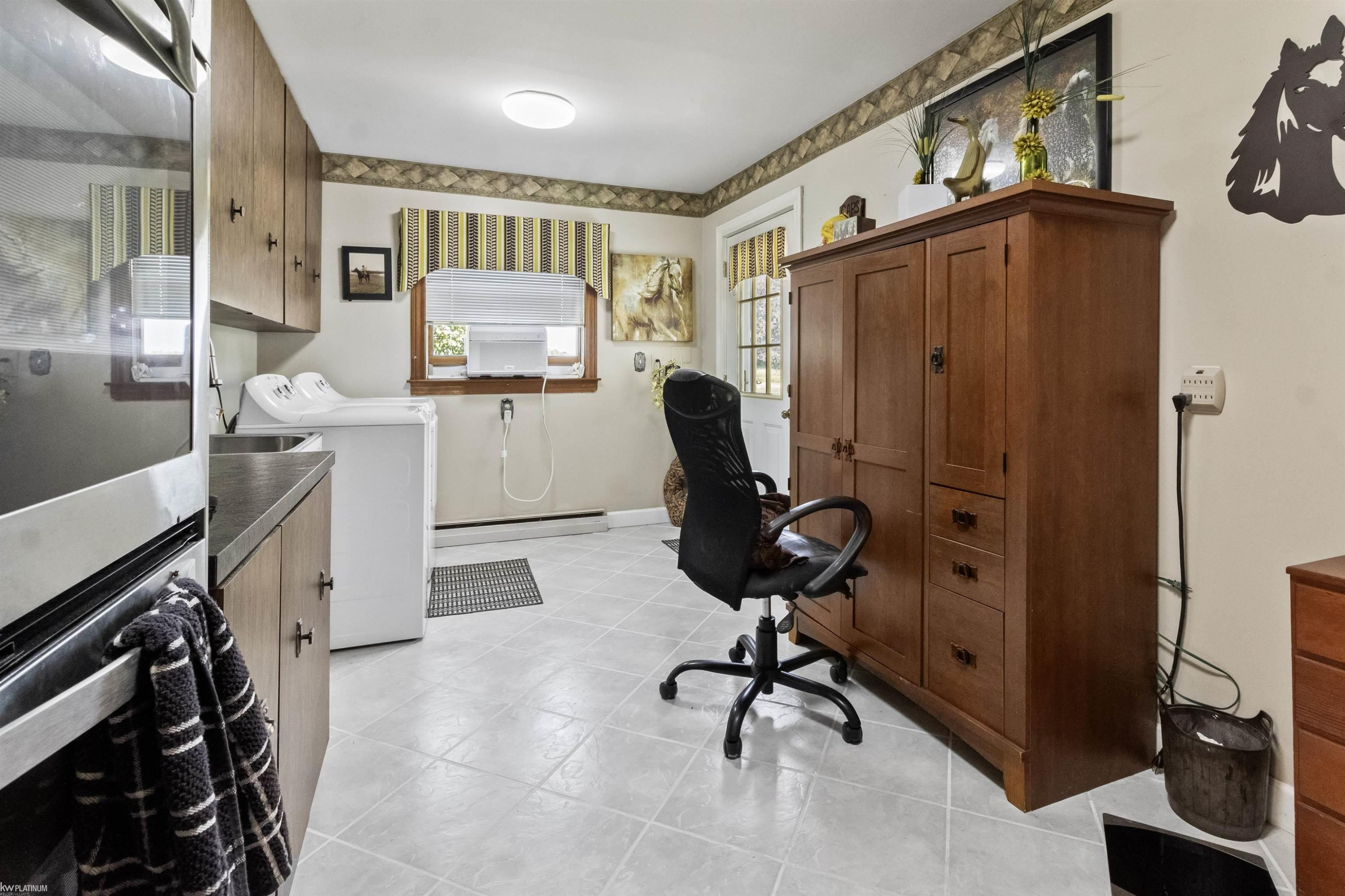 6928 Smiths Creek Road, Kimball, MI — Photo 25