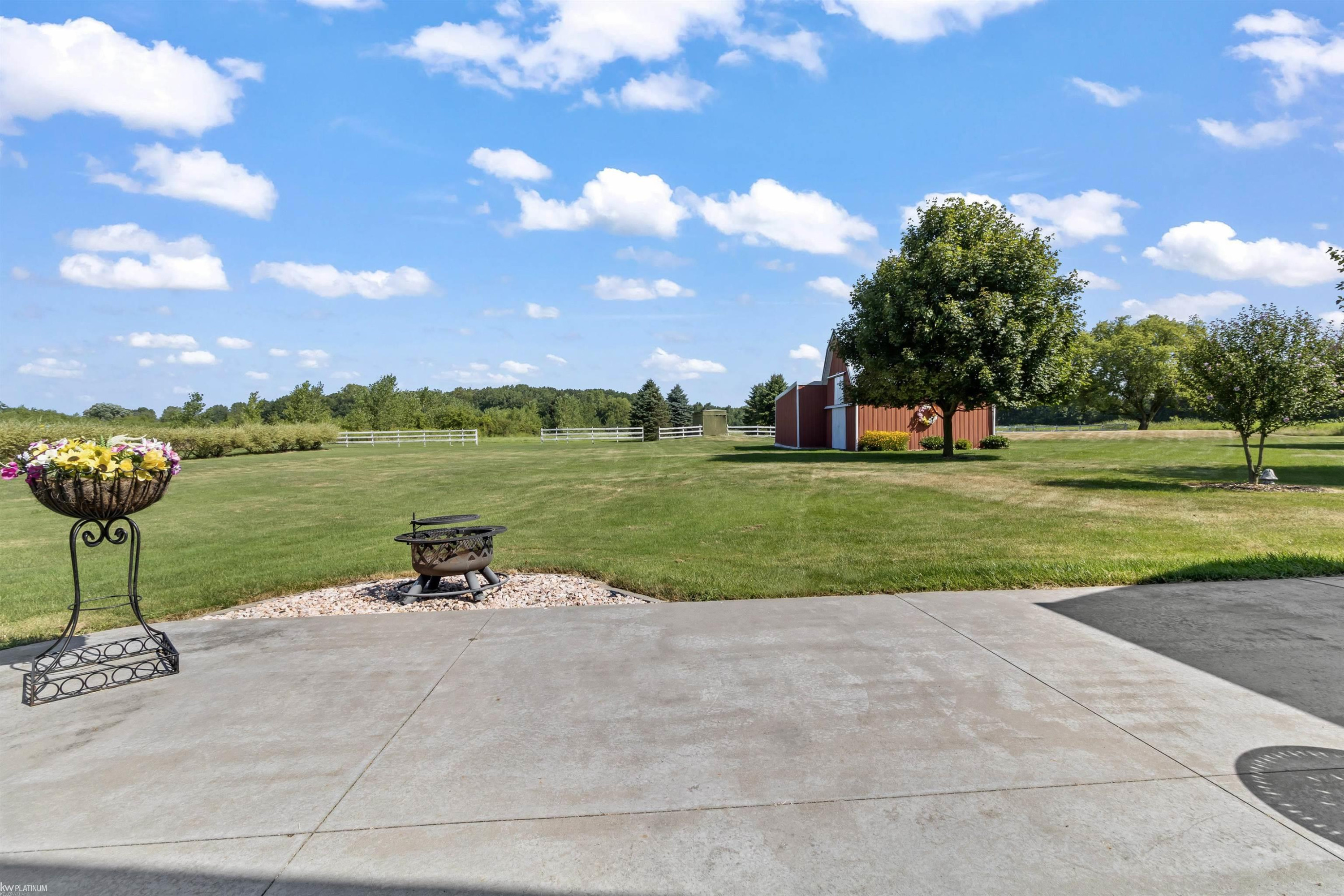 6928 Smiths Creek Road, Kimball, MI — Photo 28