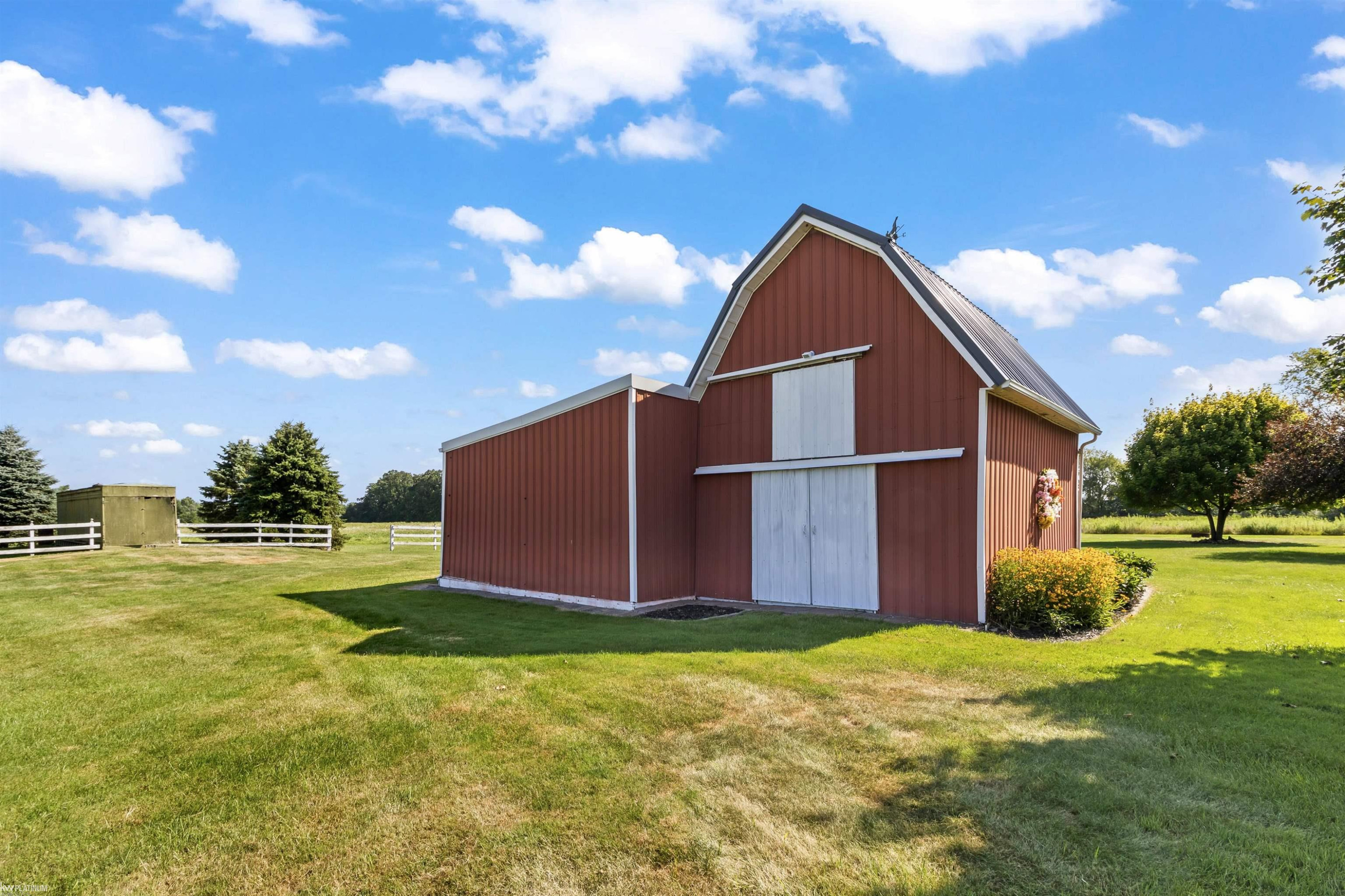 6928 Smiths Creek Road, Kimball, MI — Photo 30
