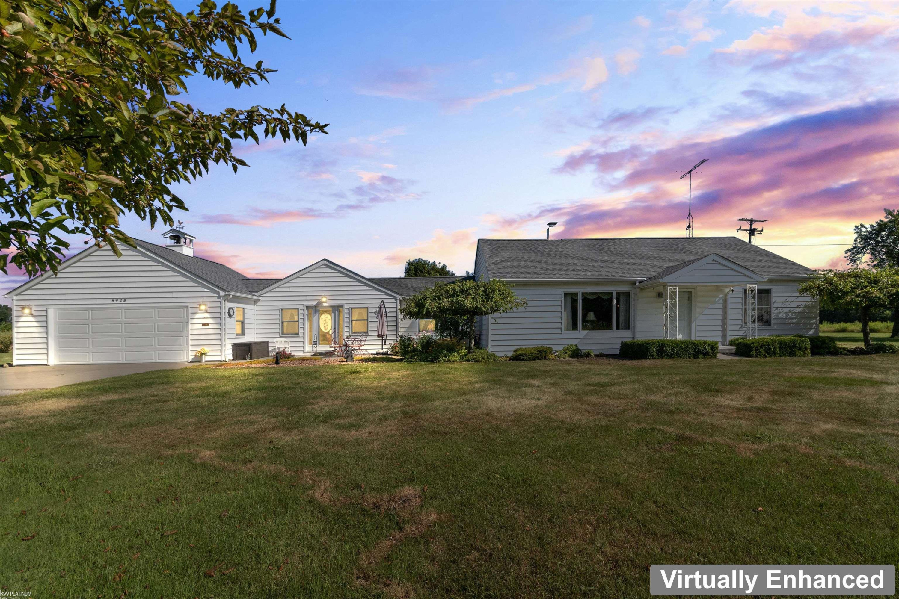 6928 Smiths Creek Road, Kimball, MI — Photo 34