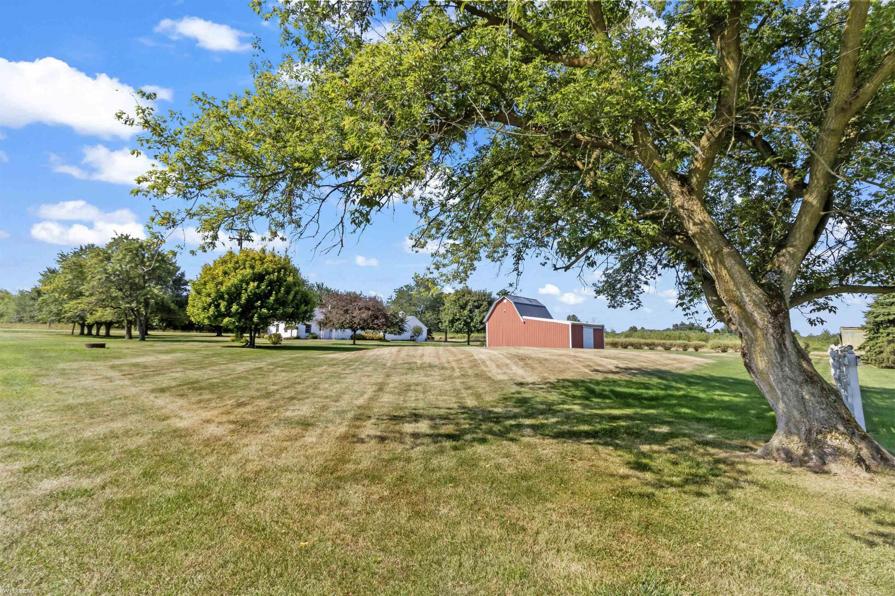 6928 Smiths Creek Road, Kimball, MI — Photo 37