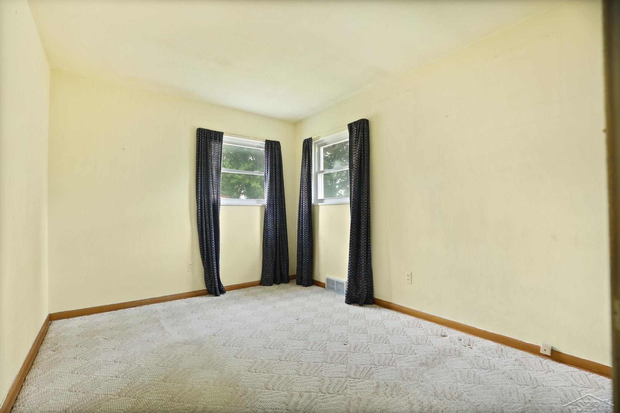 3285 Bertha Drive, Saginaw, MI 48601 — Photo 9