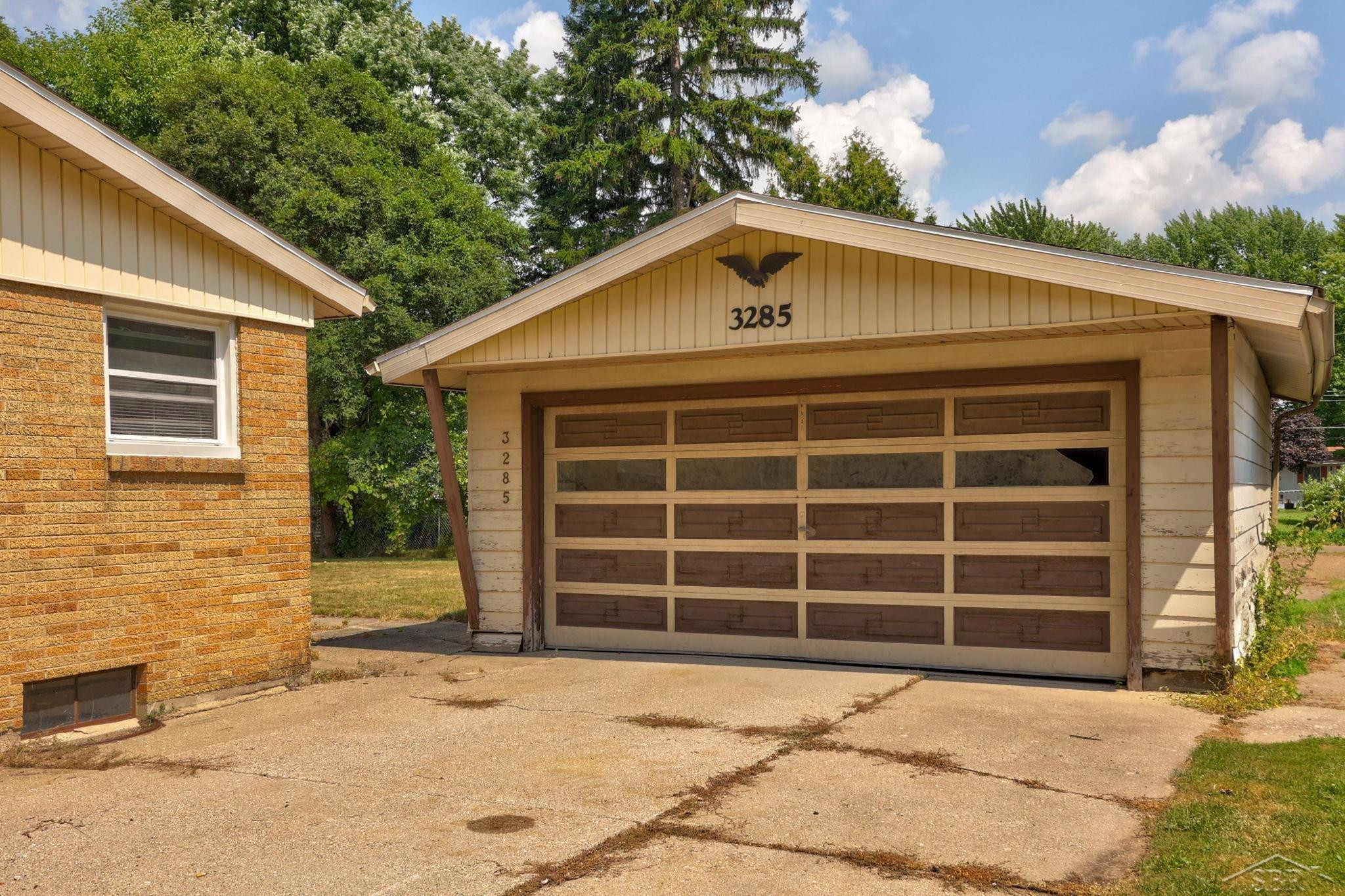3285 Bertha Drive, Saginaw, MI 48601 — Photo 14