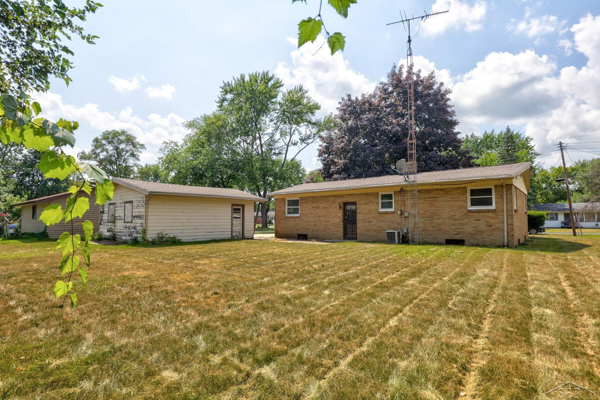 3285 Bertha Drive, Saginaw, MI 48601 — Photo 15