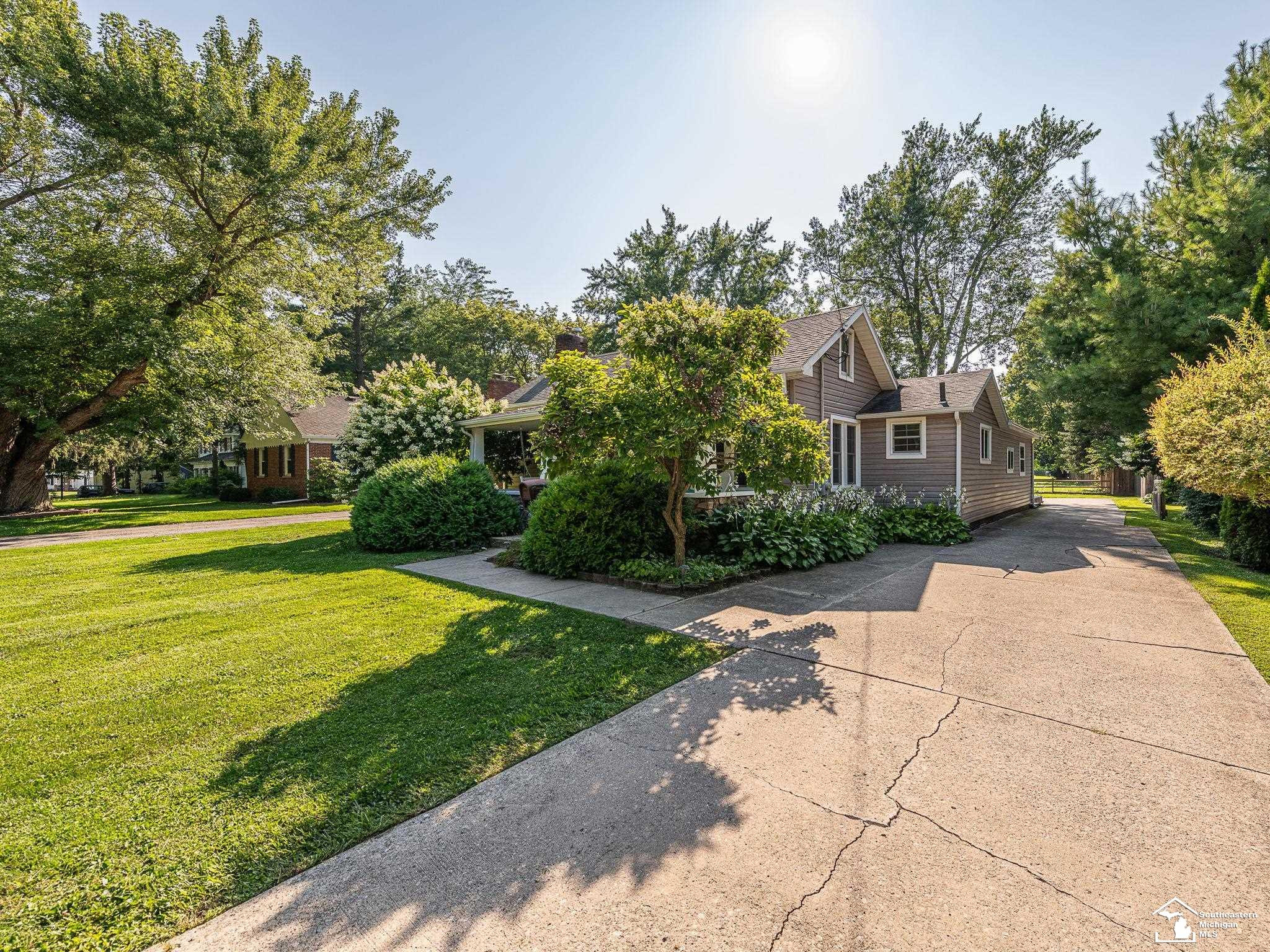 405 N Monroe Street, Blissfield, MI 49228 — Photo 3