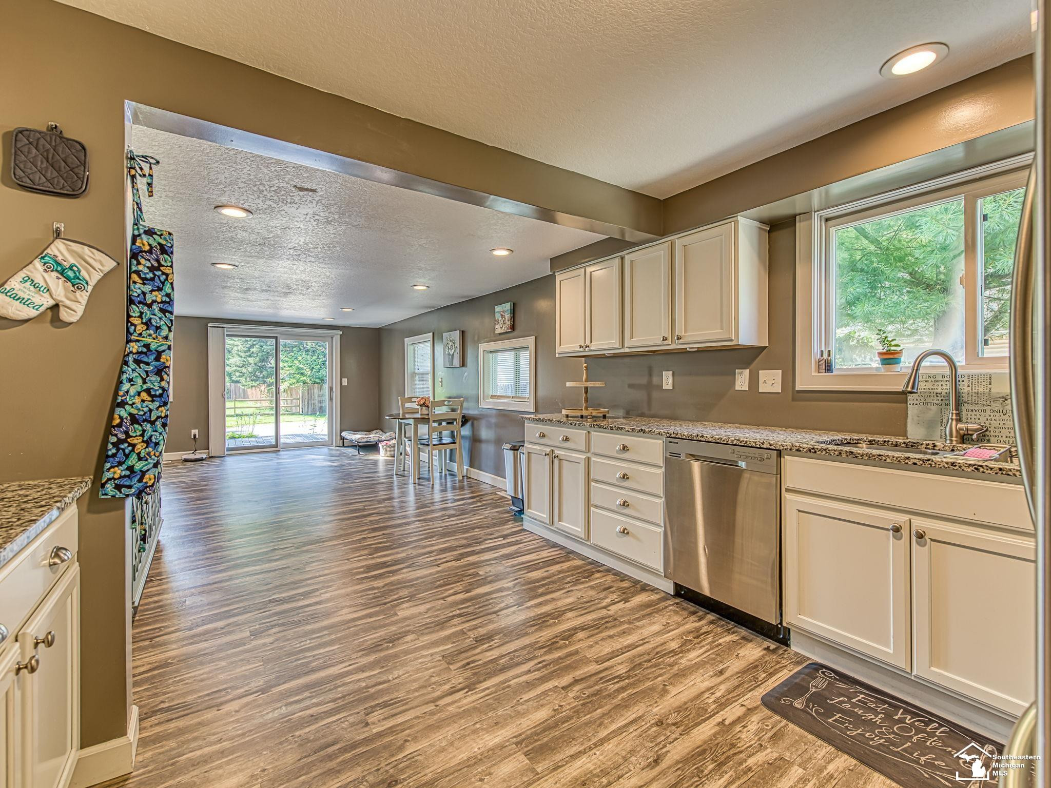 405 N Monroe Street, Blissfield, MI 49228 — Photo 18