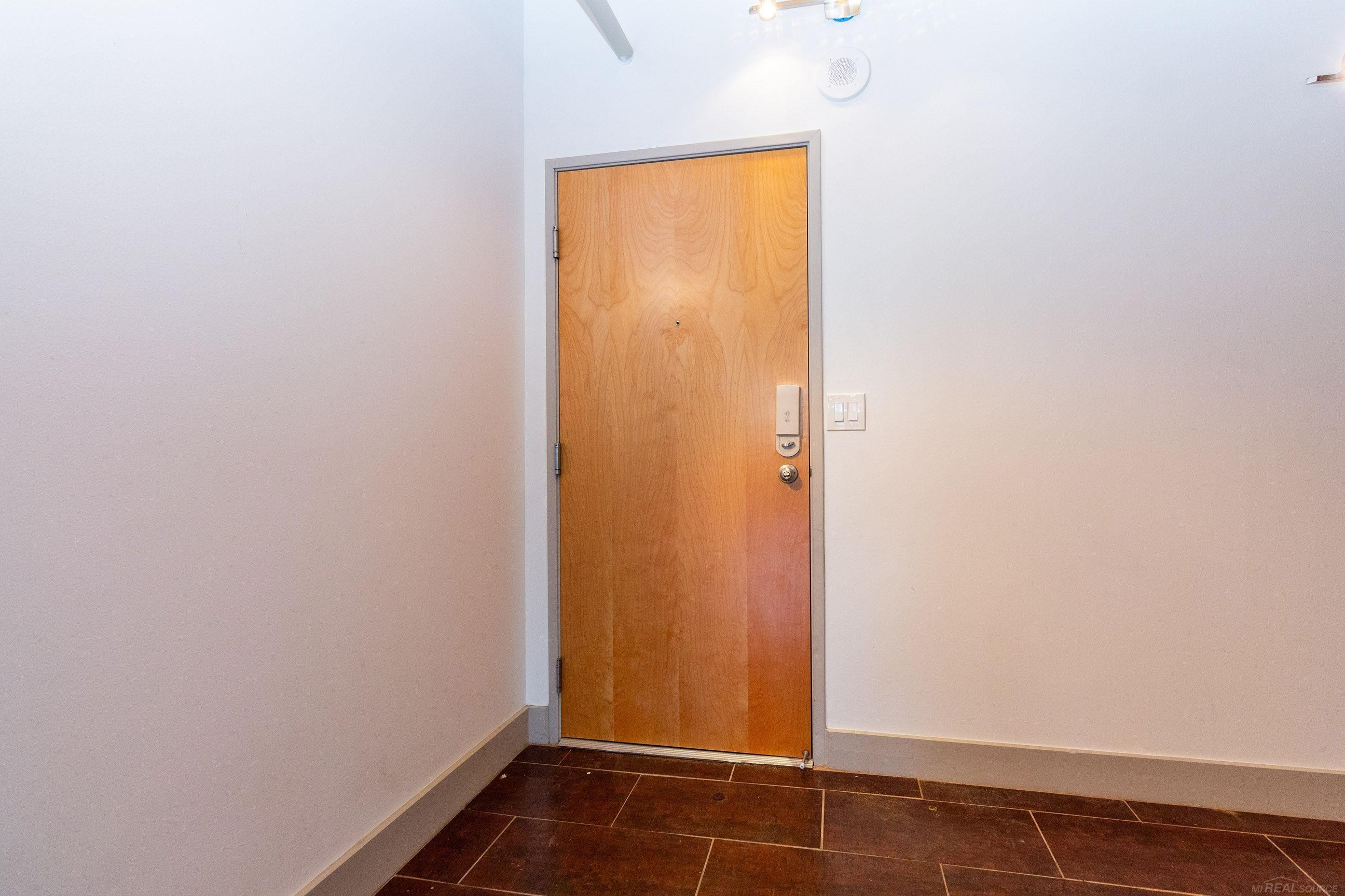 6533 E Jefferson Avenue, 308, Detroit, MI 48207 — Photo 13