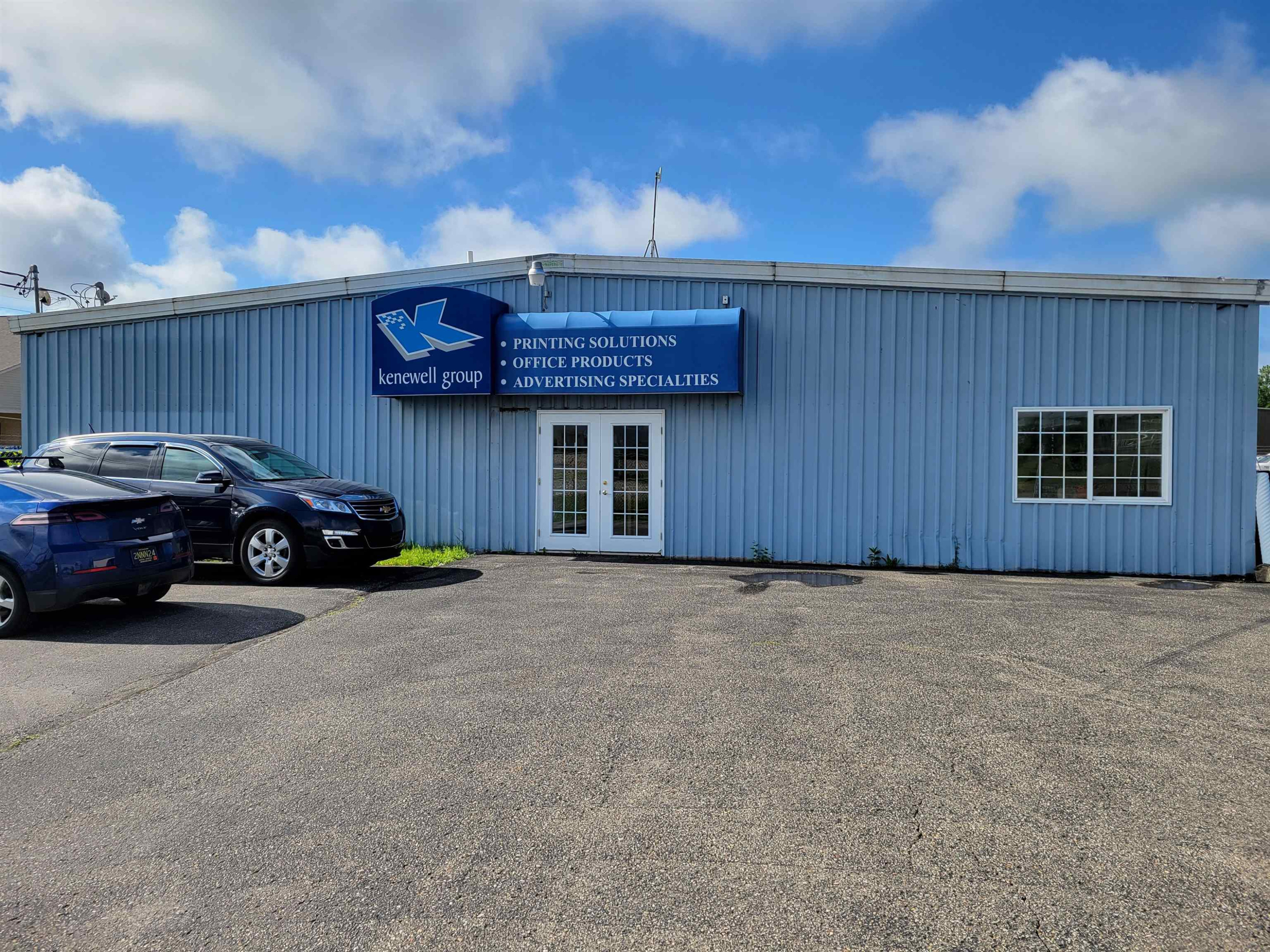 3031 W Thompson Road, Suite B, Fenton, MI 48430