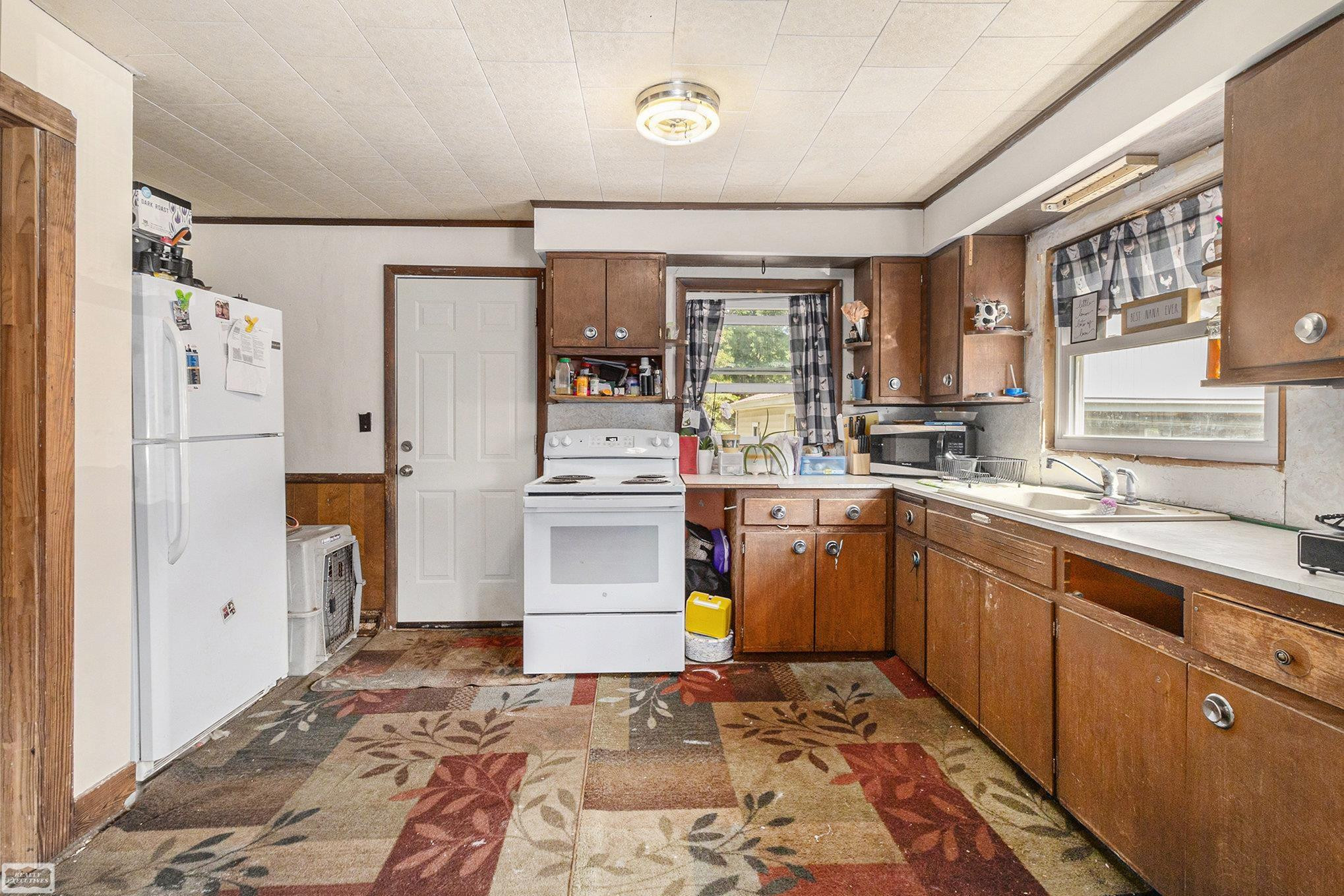 2 Spring Street, Yale, MI 48097 — Photo 17