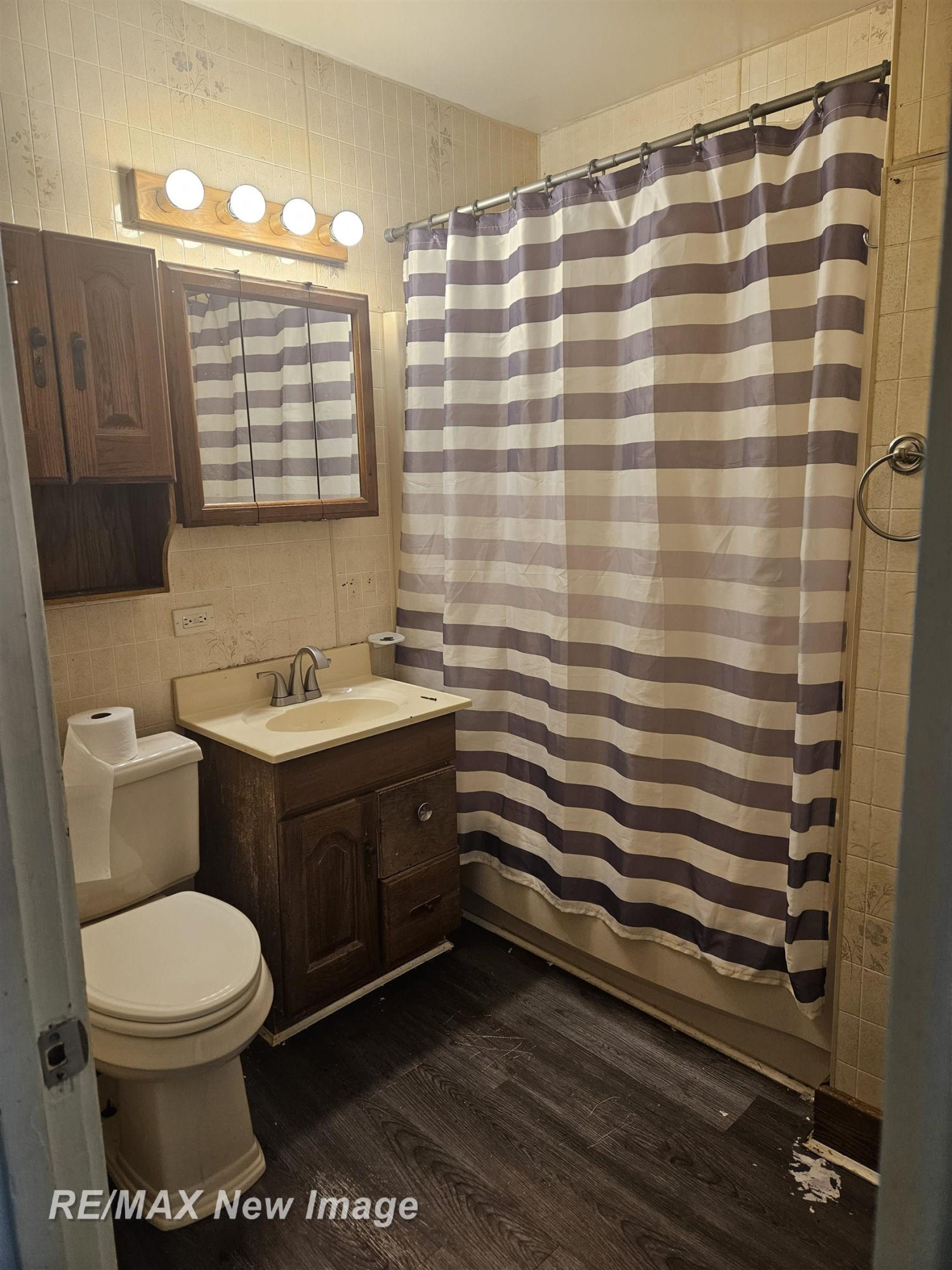 704 Stoker Drive, Saginaw, MI 48604 — Photo 9