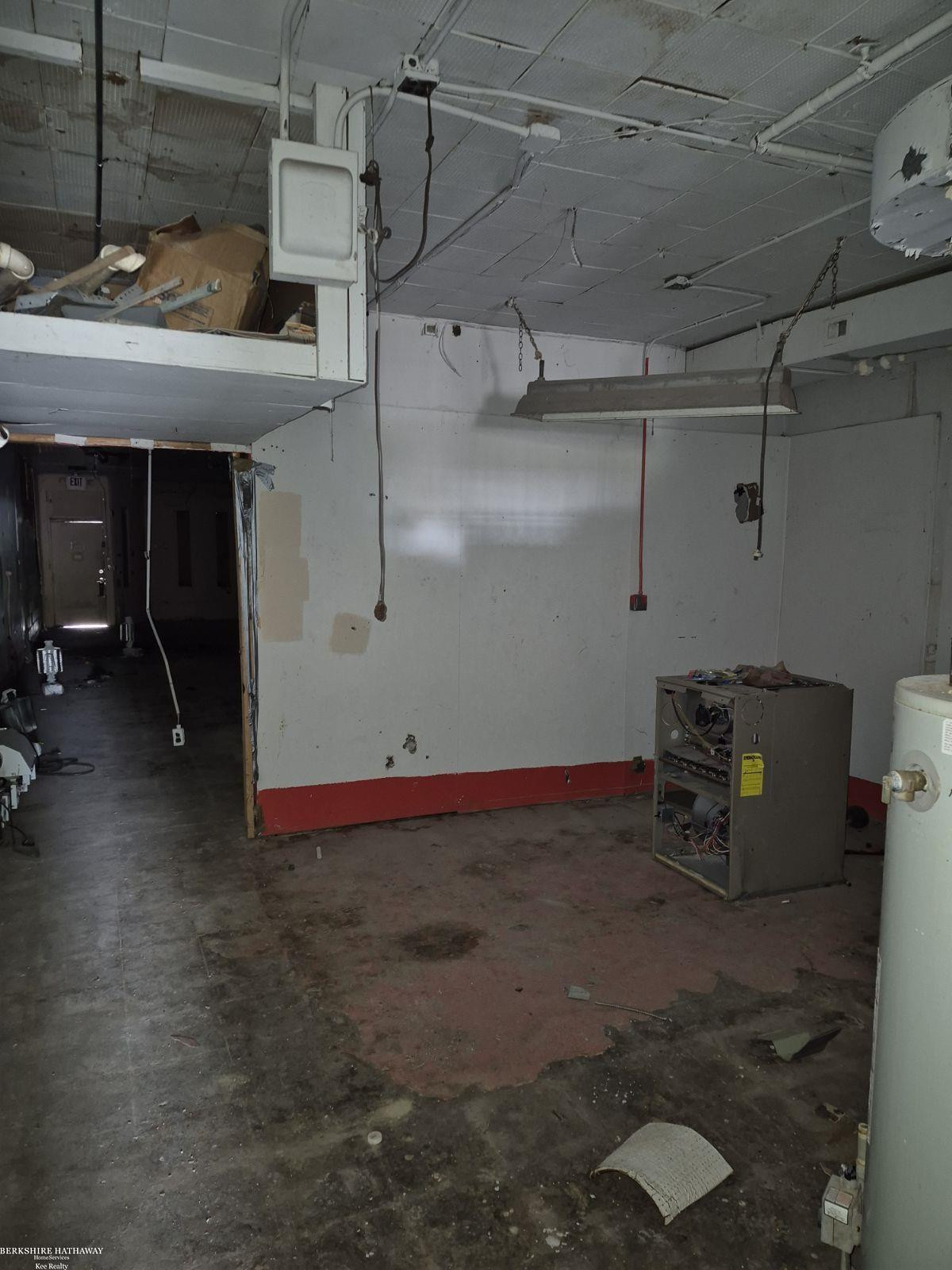 16635 Harper Avenue, Detroit, MI 48224 — Photo 9