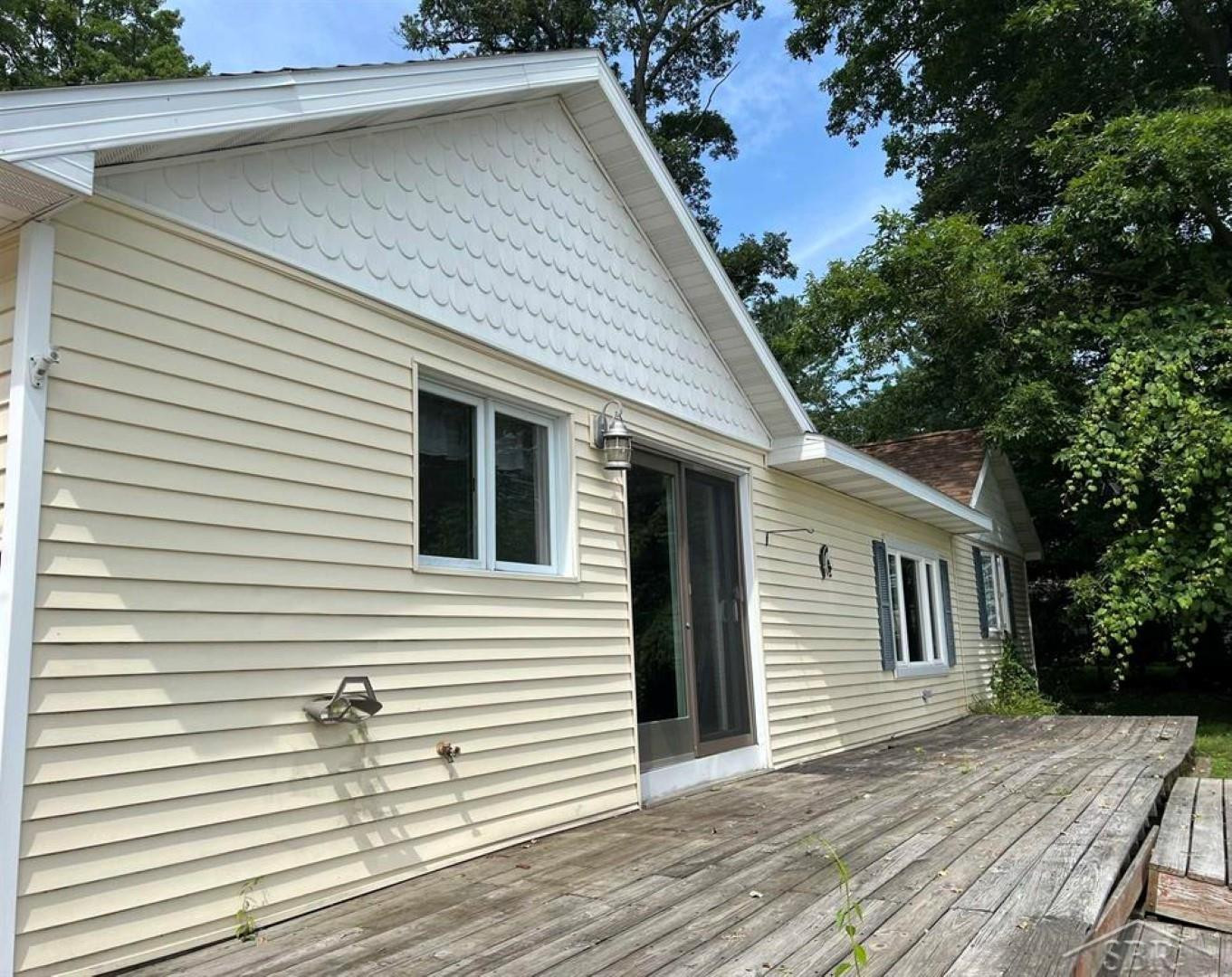 2698 N Peterson Drive, Sanford, MI 48657 — Photo 35