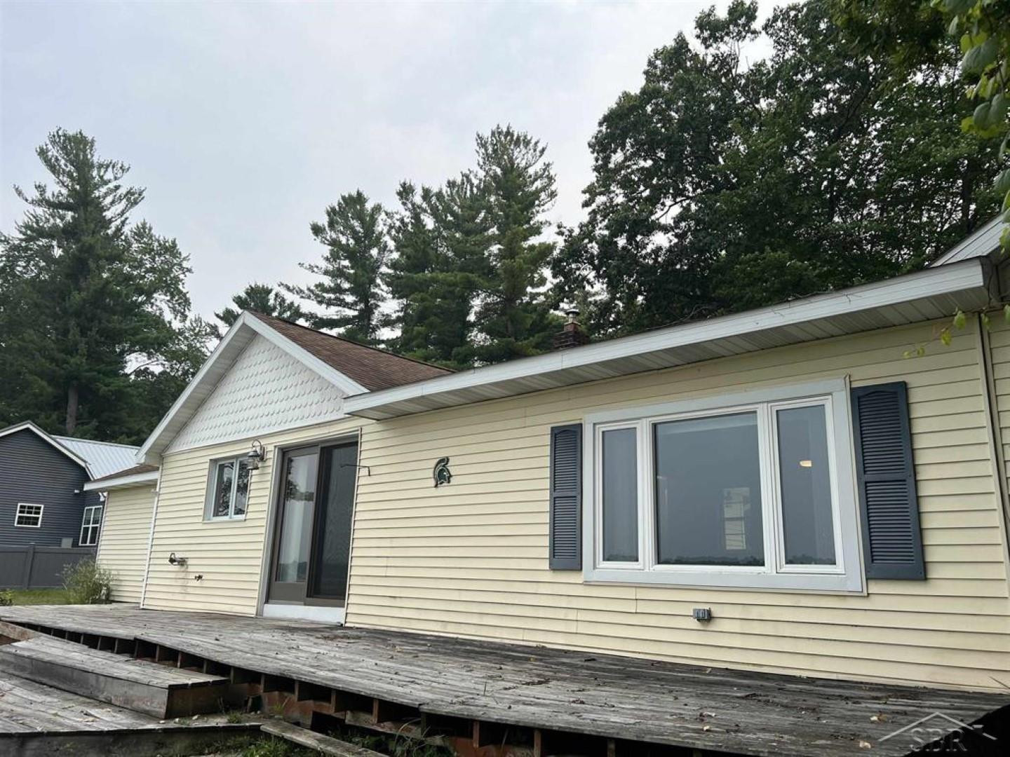 2698 N Peterson Drive, Sanford, MI 48657 — Photo 36