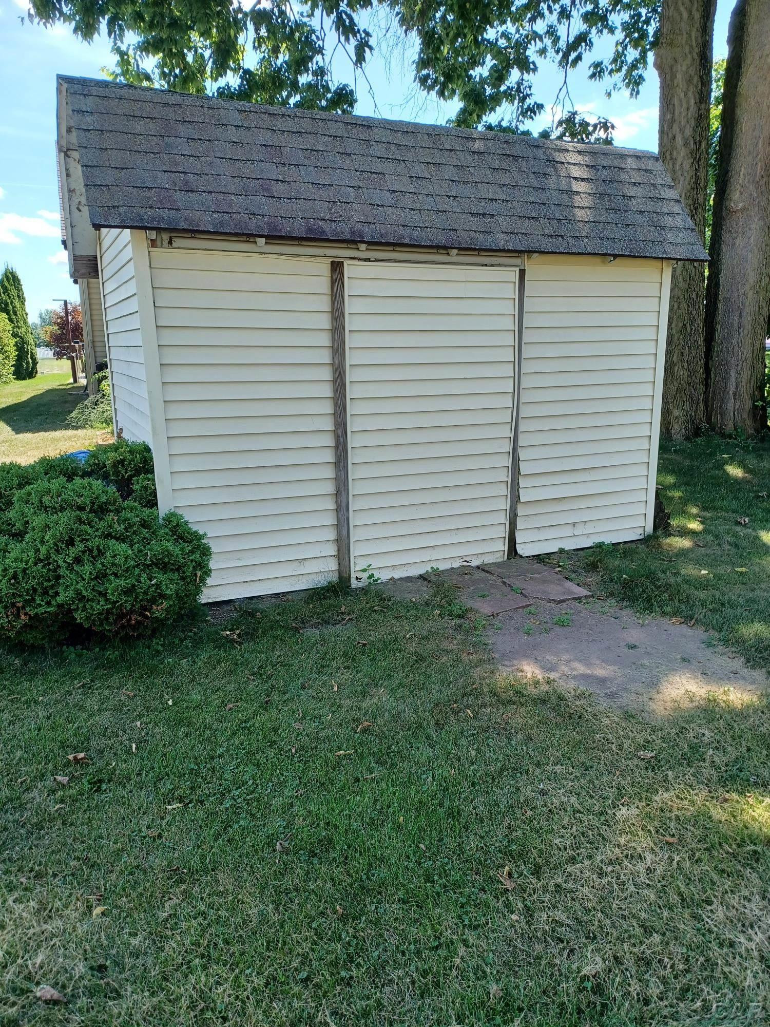 2255 Fairview Drive, Adrian, MI 49221 — Photo 25