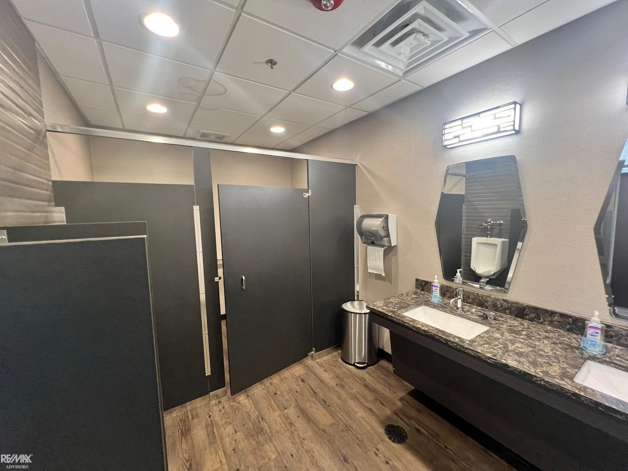 45200 Card Road Road, 45200 Card Road, MI 48044 — Photo 10