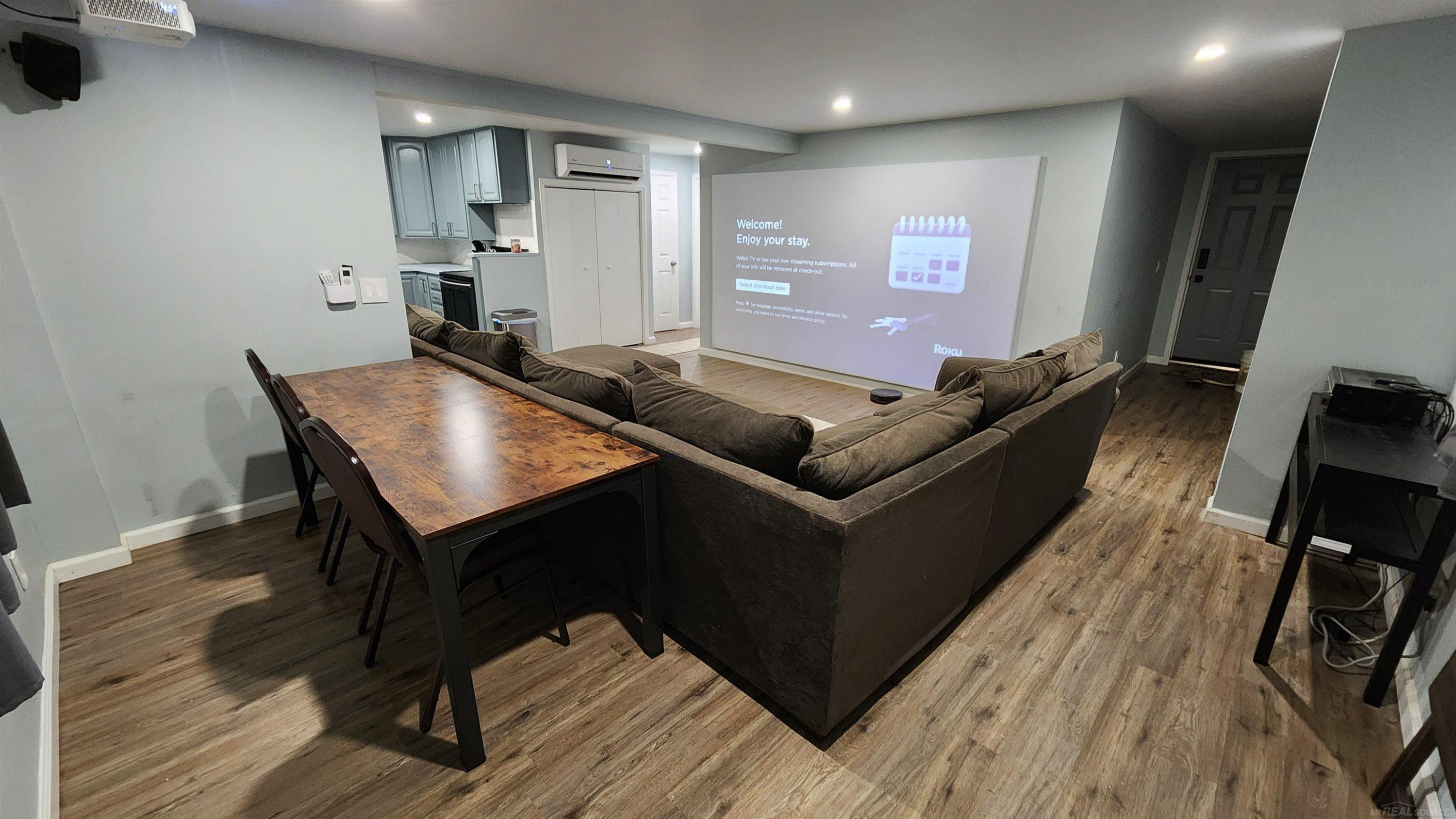 808 Lotus Drive, Erie, MI — Photo 4