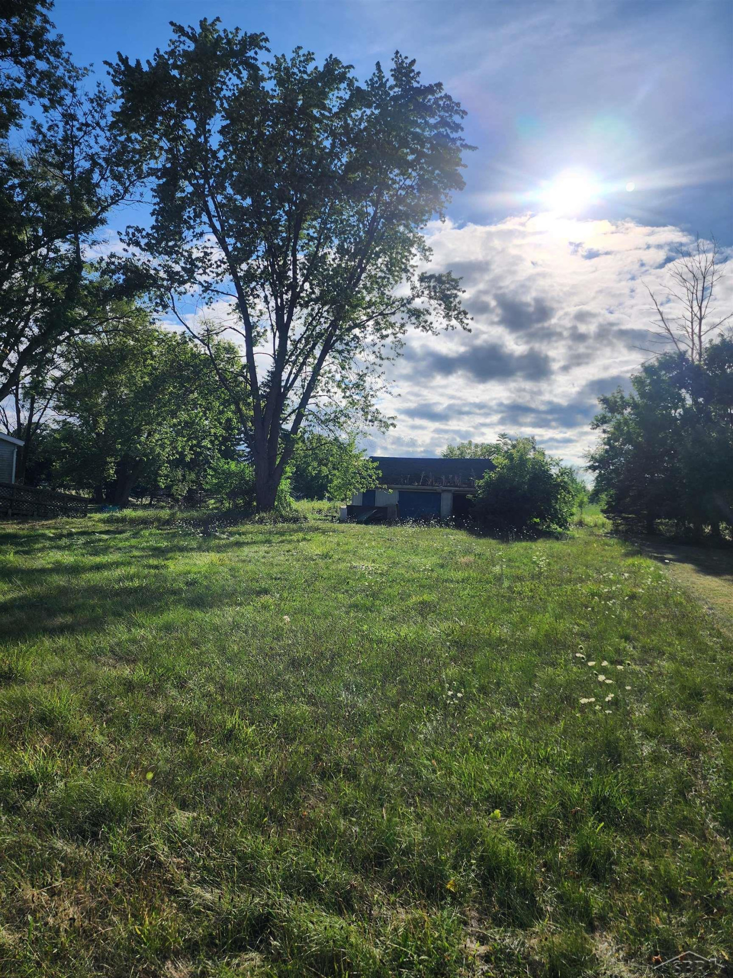 1889 N Jones Road, Essexville, MI 48732 — Photo 3
