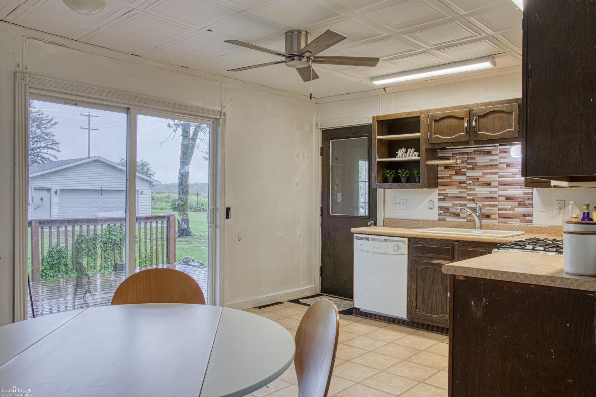 309 N Herring Street, Ashley, MI 48806 — Photo 5