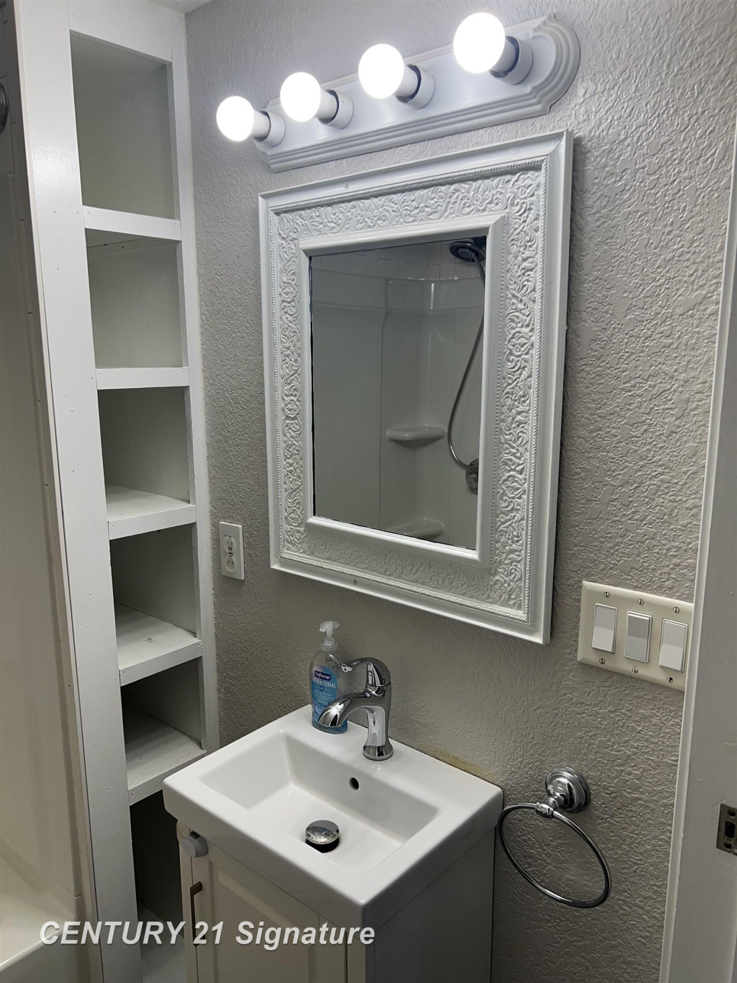 1104 E Hurd Road, Clio, MI 48420 — Photo 15