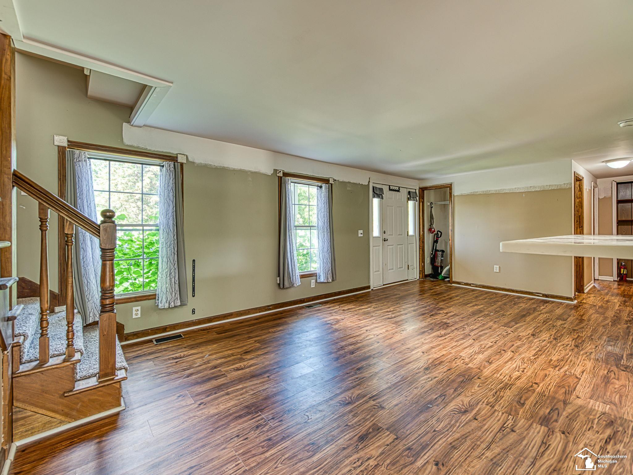 196 E Elm Street, Petersburg, MI 49270 — Photo 16