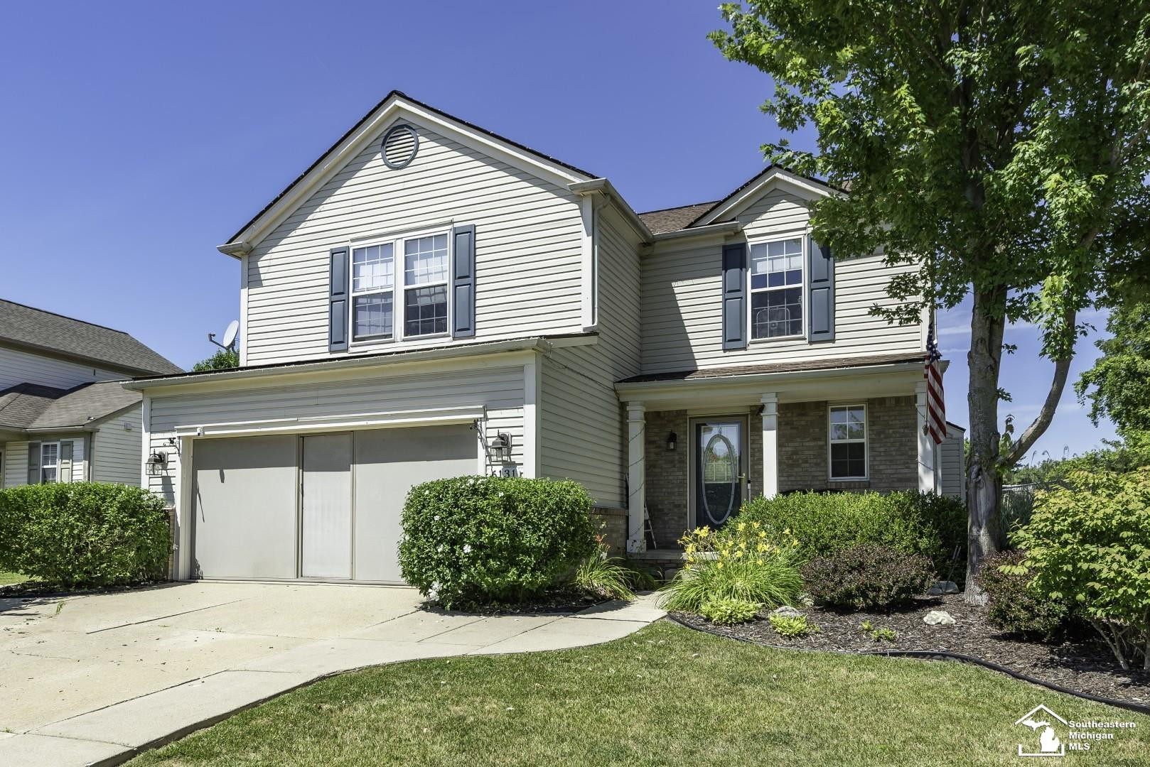 6131 Creekside Circle, Ypsilanti, MI 48197 — front exterior