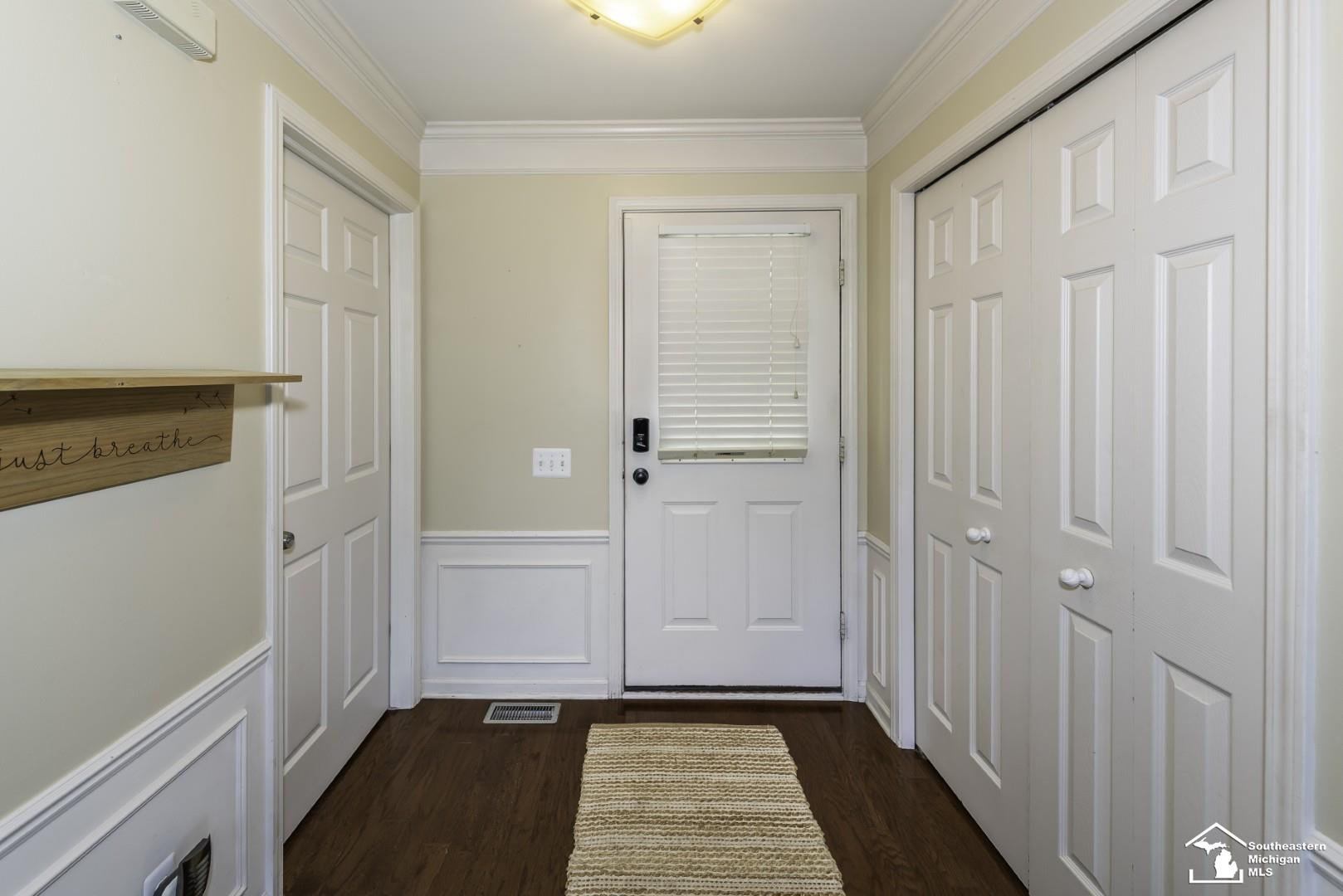 6131 Creekside Circle, Ypsilanti, MI 48197 — Photo 4