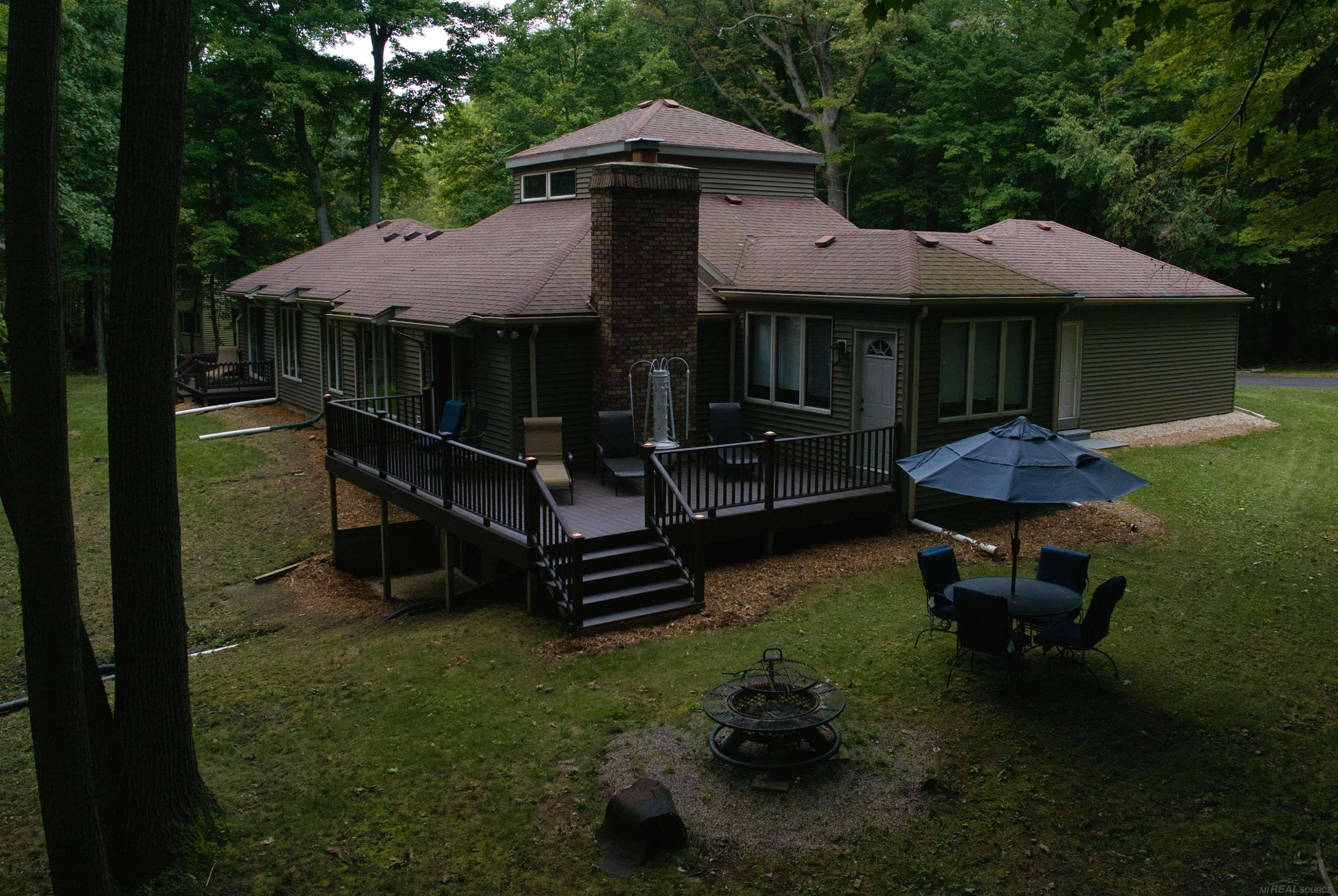 5699 Sycamore Lane, MI 48049 — Photo 2