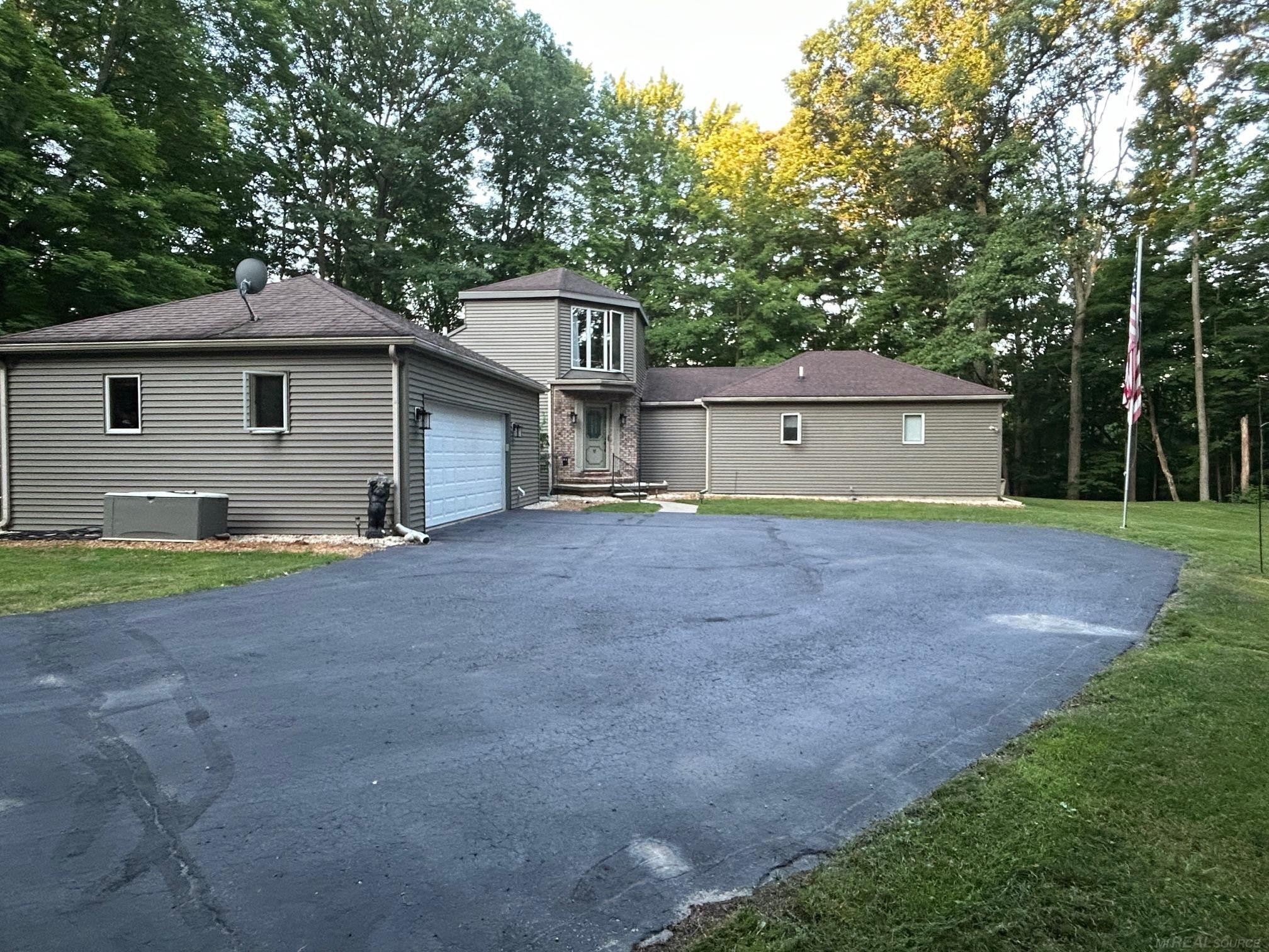 5699 Sycamore Lane, MI 48049 — Photo 7