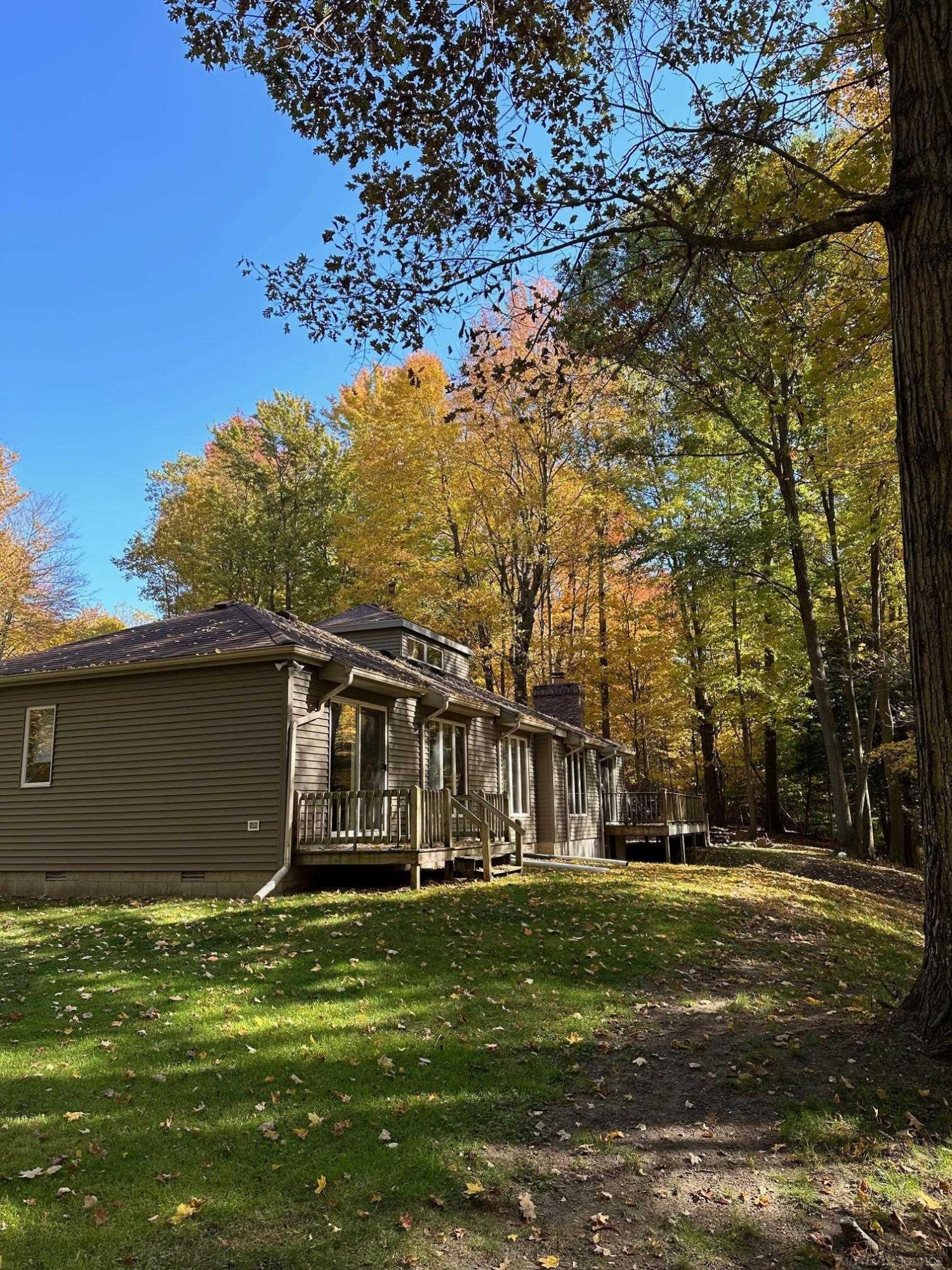 5699 Sycamore Lane, MI 48049 — Photo 9