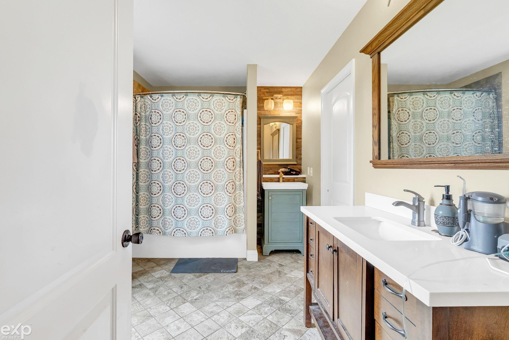 8808 S federal Road, Shepherd, MI 48883 — Photo 30