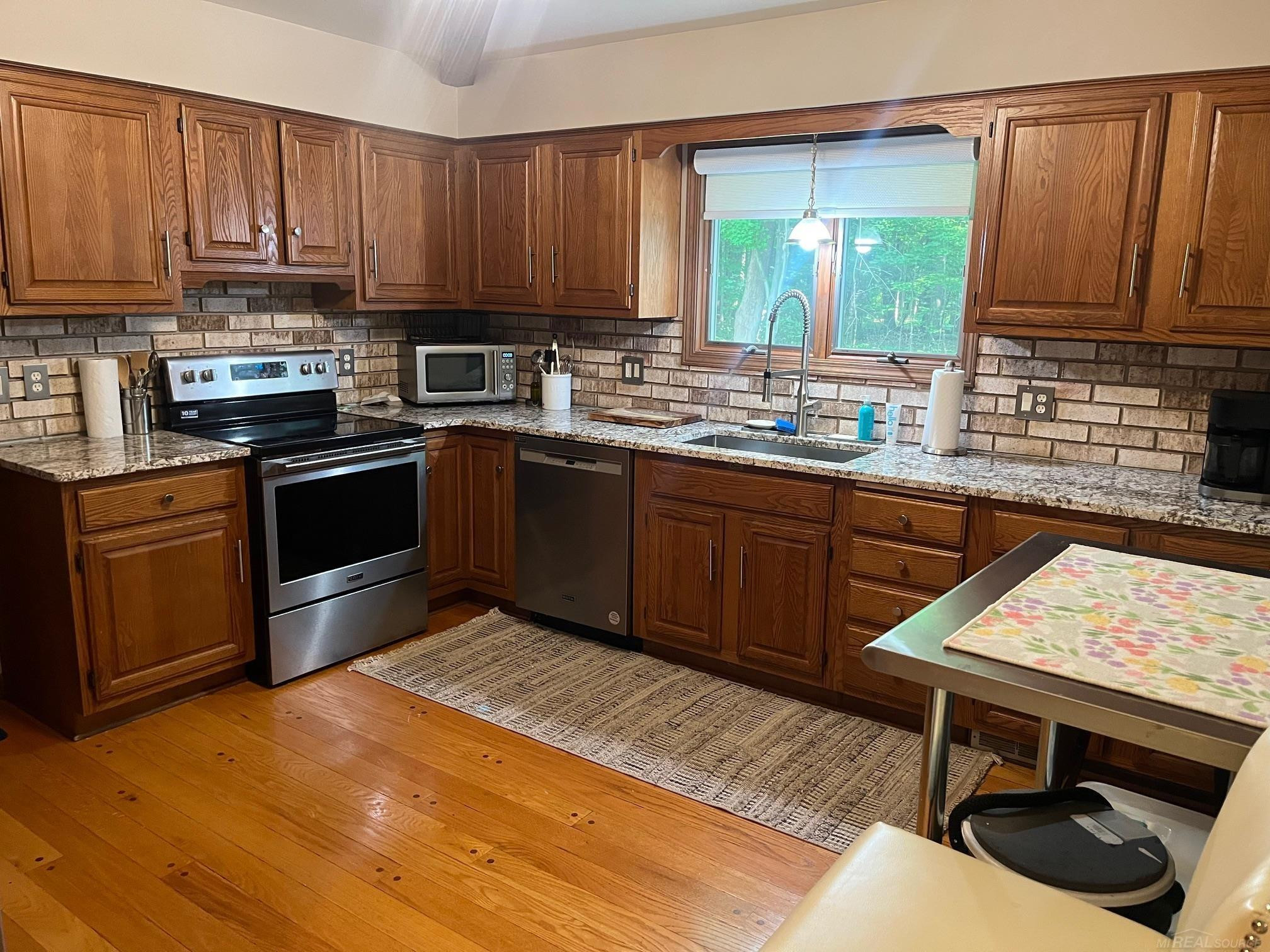 5699 Sycamore Lane, MI 48049 — Photo 45