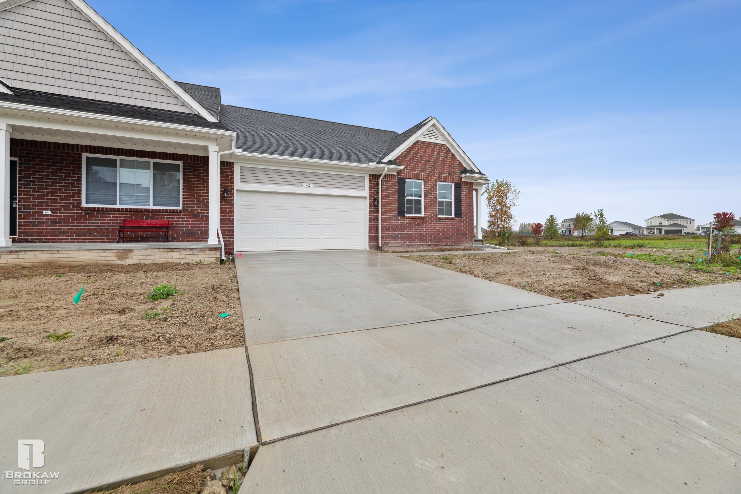 1421 Luxington Drive, Lapeer, MI 48446 — Photo 10