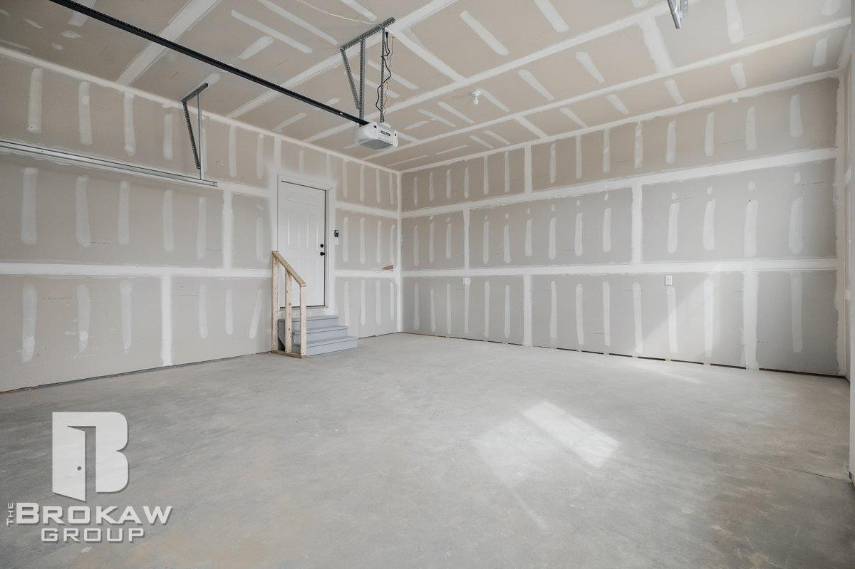 1421 Luxington Drive, Lapeer, MI 48446 — Photo 38