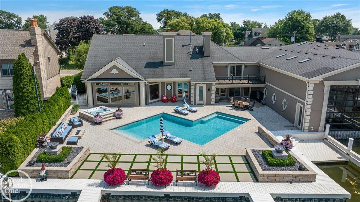 38371 Huron Pointe Drive