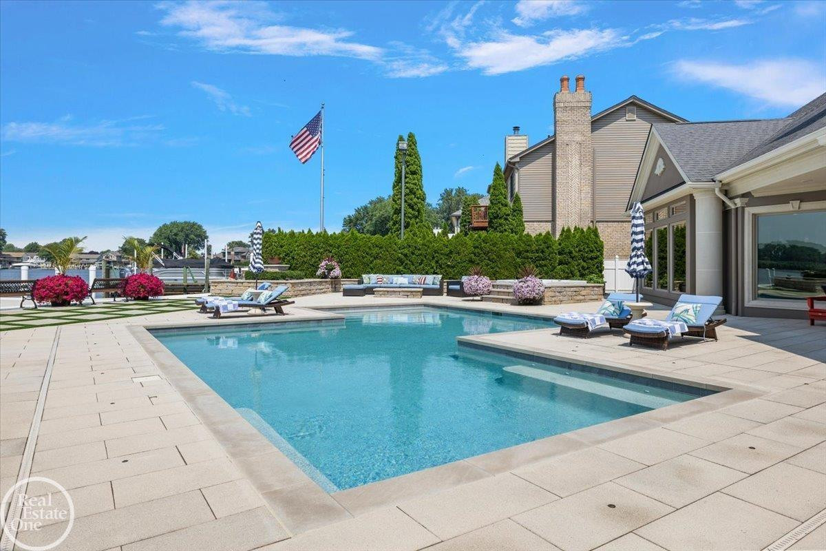 38371 Huron Pointe Drive, MI — Photo 18