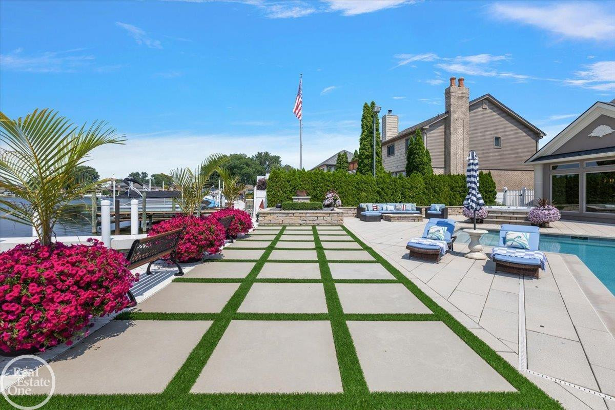 38371 Huron Pointe Drive, MI — Photo 20