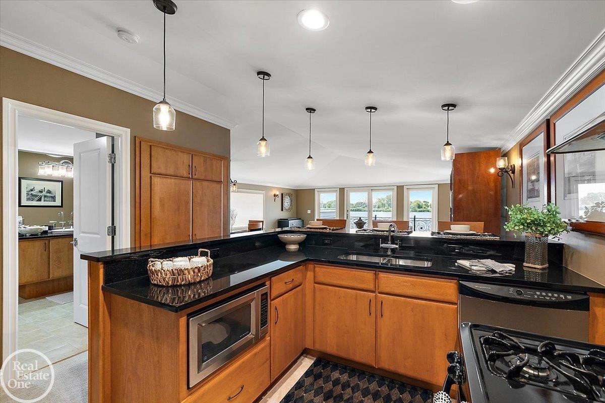 38371 Huron Pointe Drive, MI — Photo 57