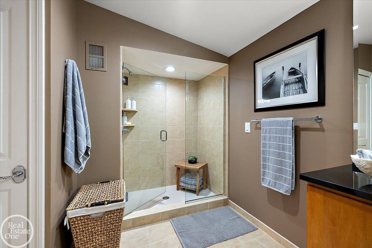 38371 Huron Pointe Drive, MI — Photo 71