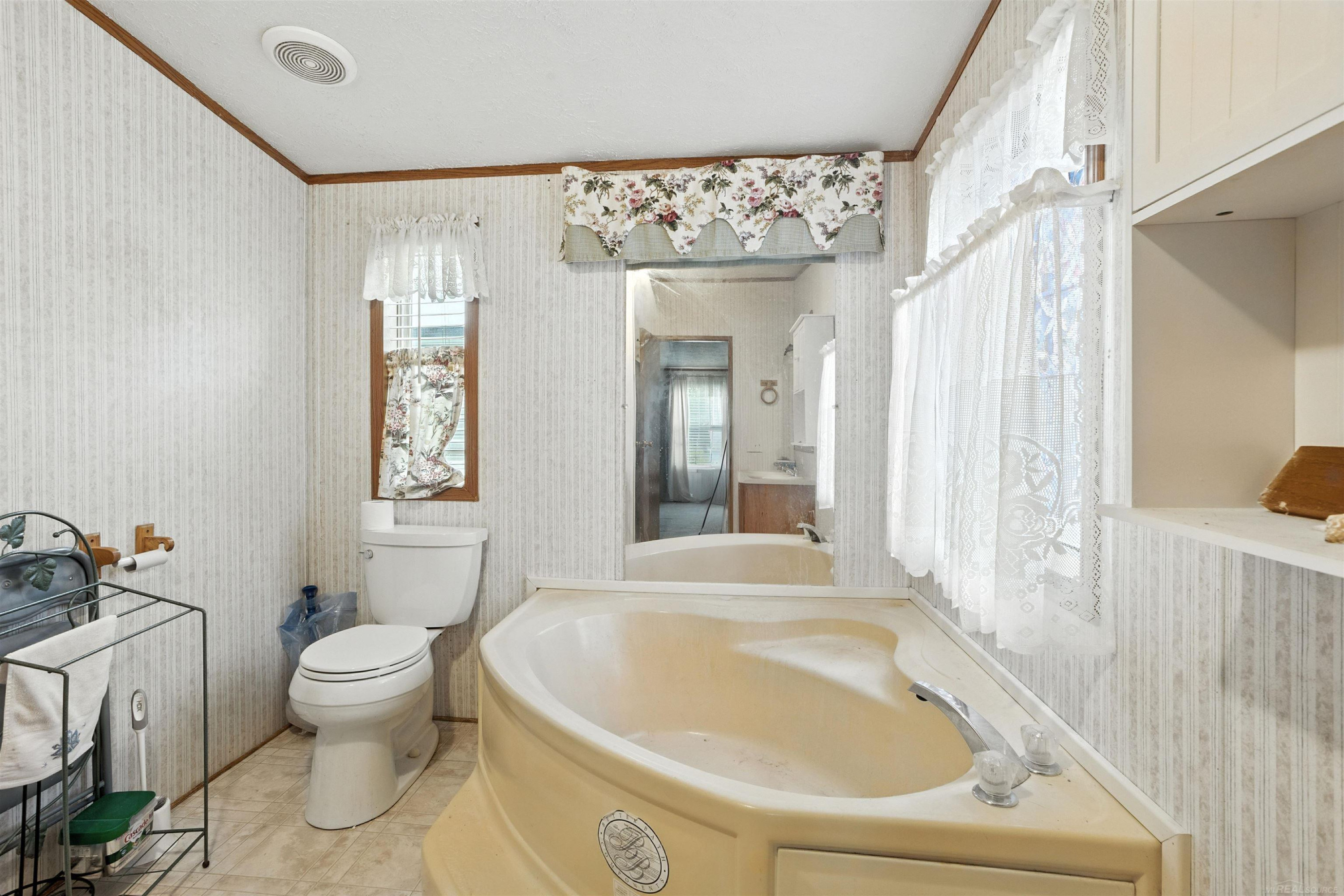 1905 Magnolia Street, MI — Photo 12