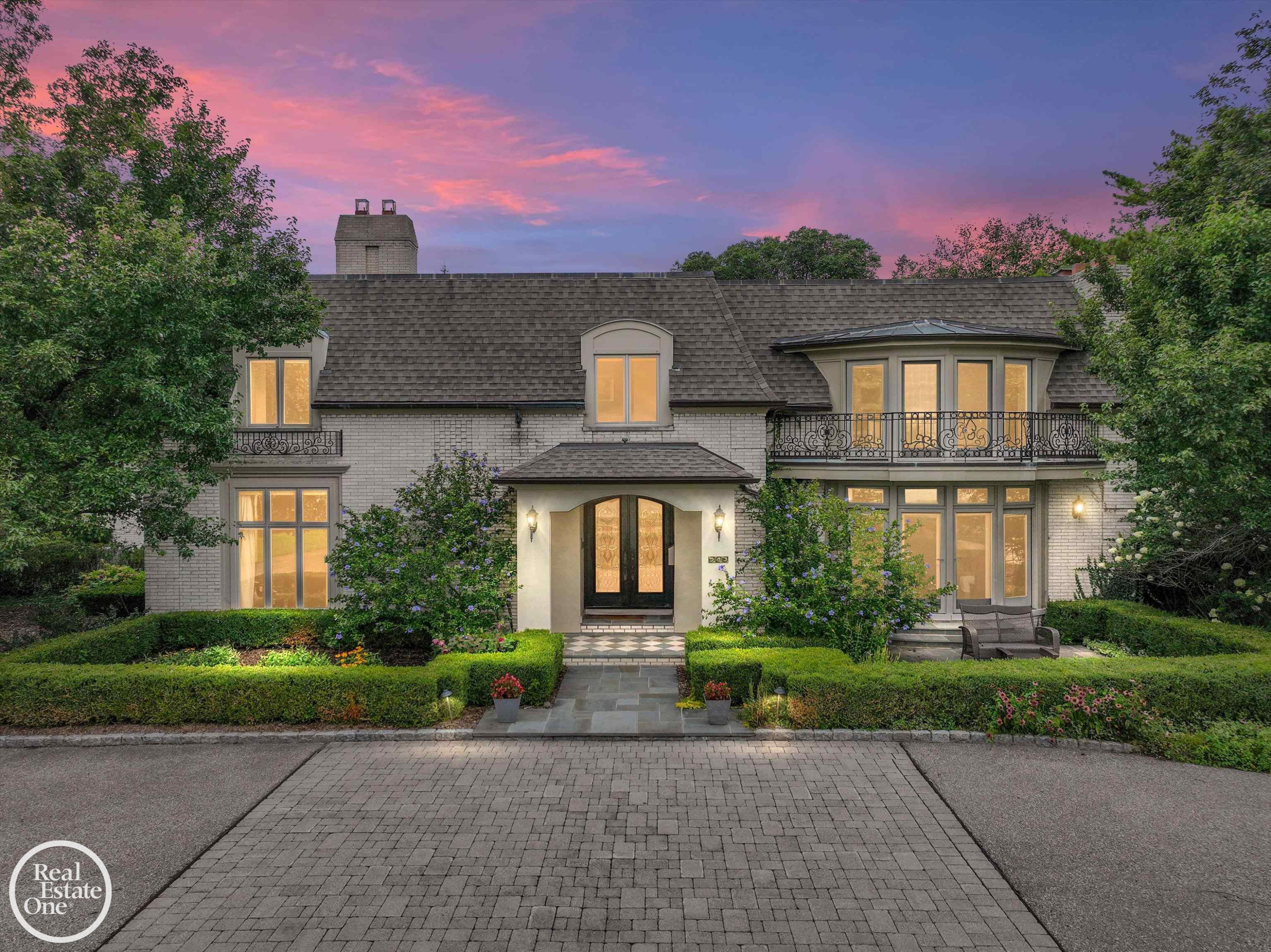 583 Lake Shore Road, Grosse Pointe Shores, MI 48236 — Photo 3
