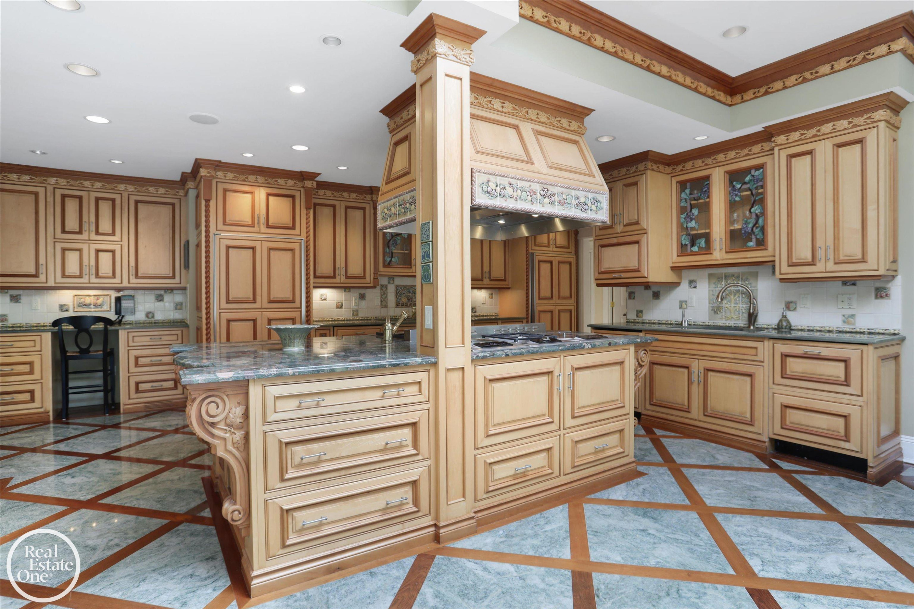 583 Lake Shore Road, Grosse Pointe Shores, MI 48236 — Photo 32