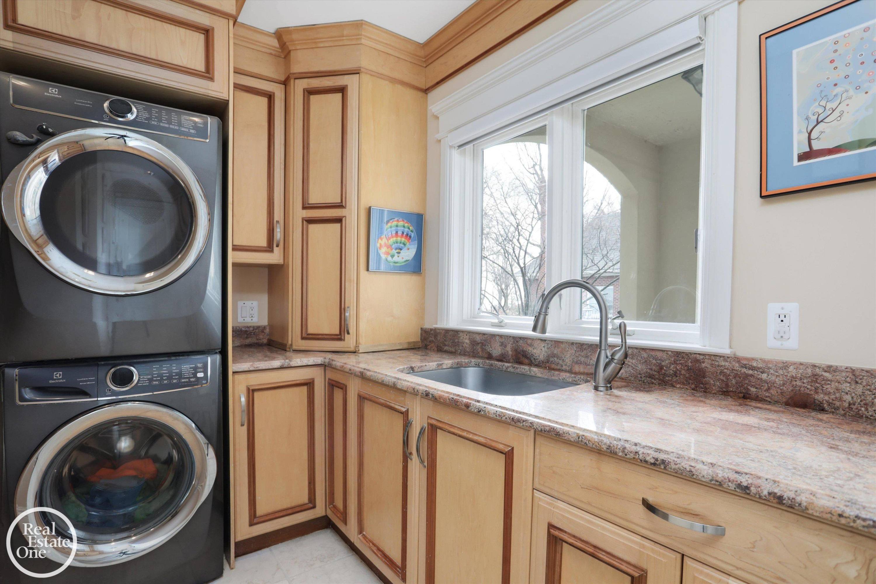 583 Lake Shore Road, Grosse Pointe Shores, MI 48236 — Photo 35