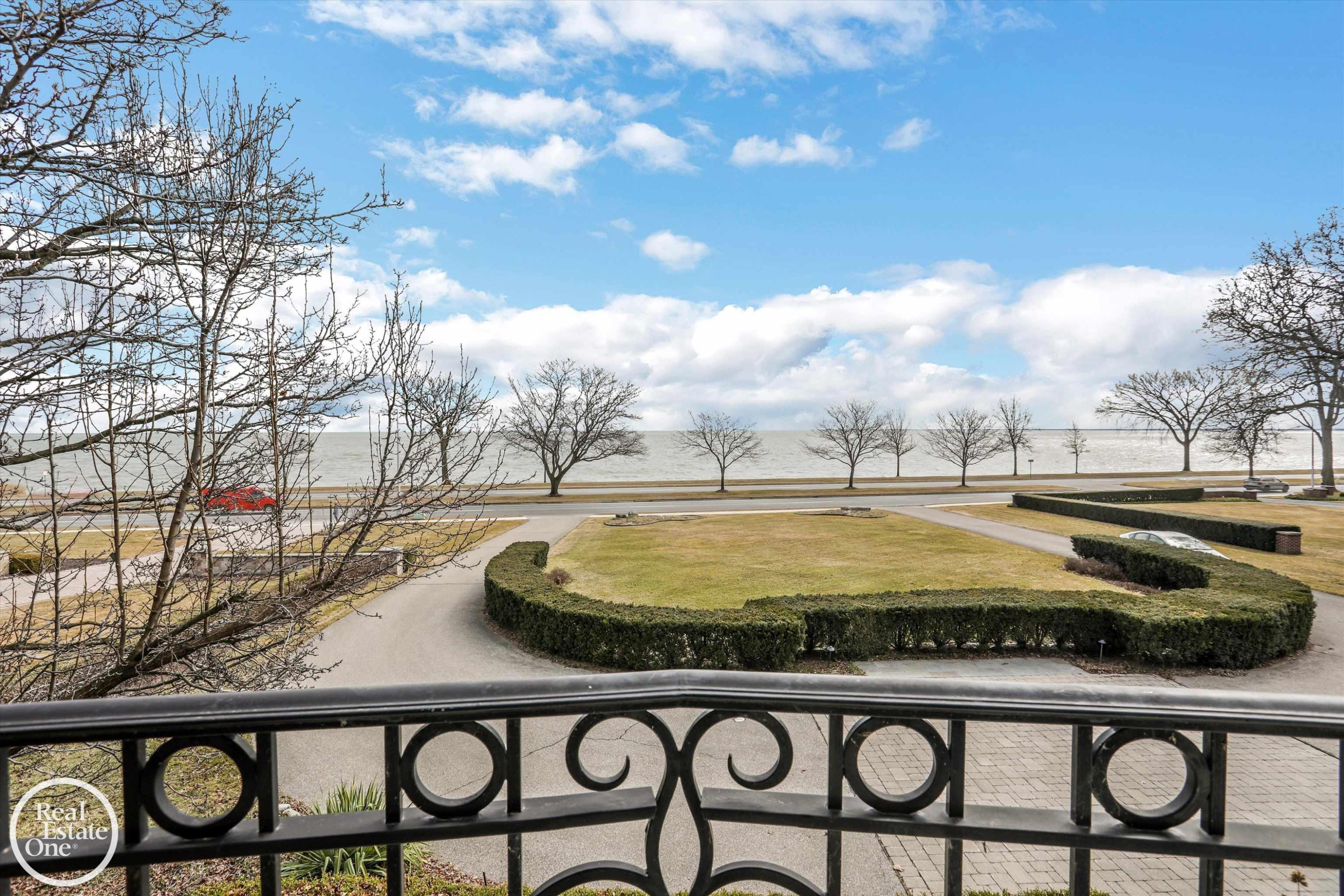 583 Lake Shore Road, Grosse Pointe Shores, MI 48236 — Photo 40