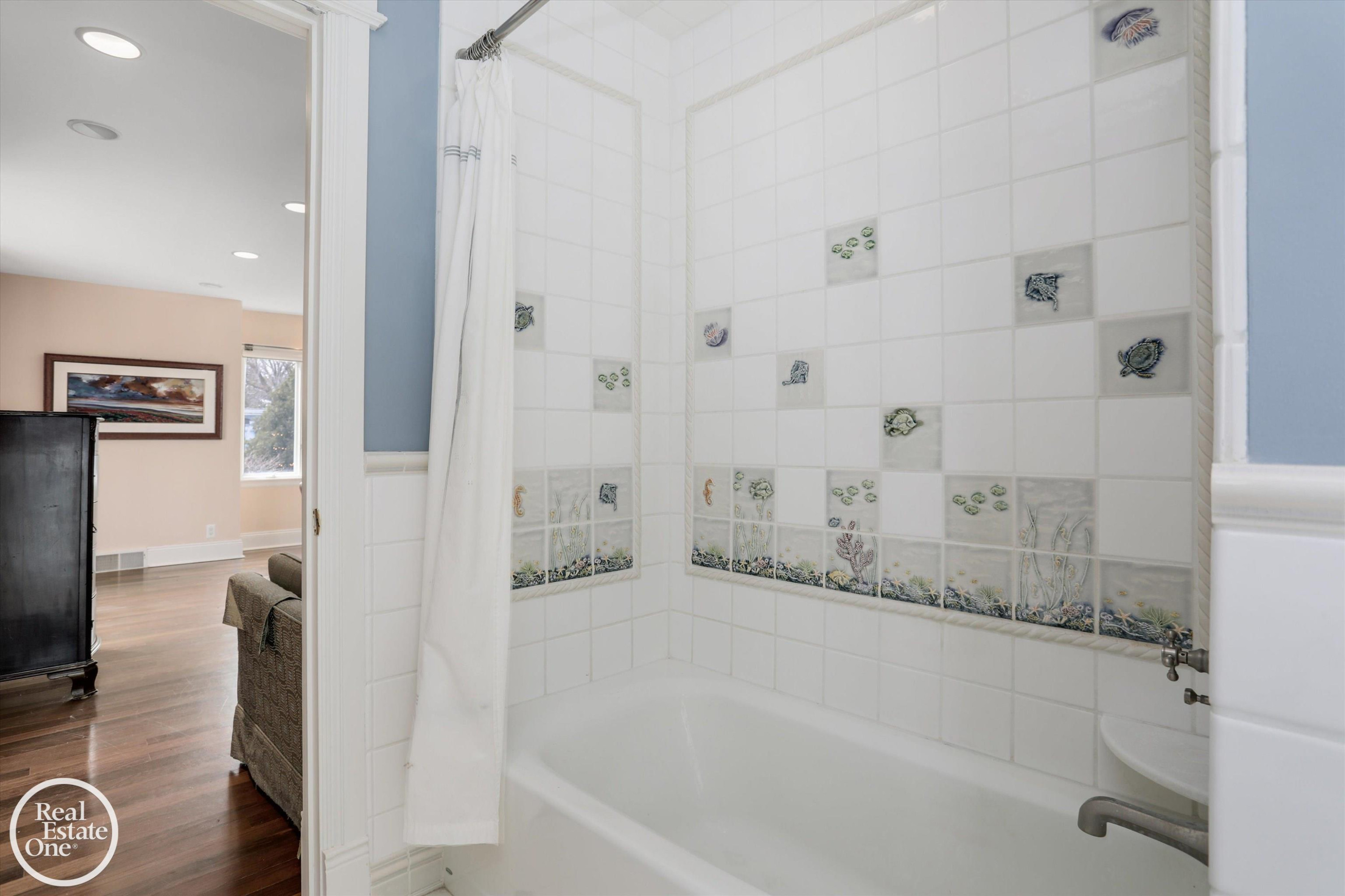 583 Lake Shore Road, Grosse Pointe Shores, MI 48236 — Photo 49