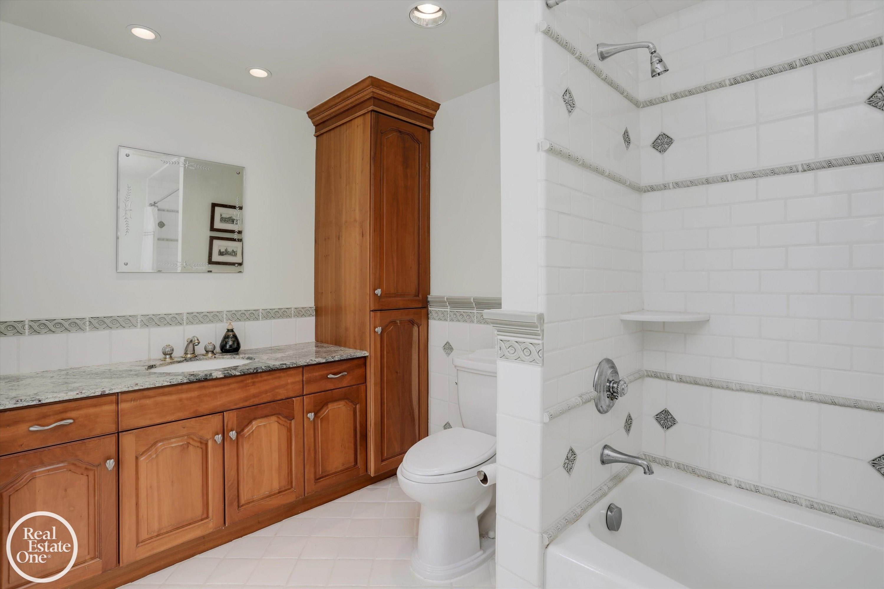 583 Lake Shore Road, Grosse Pointe Shores, MI 48236 — Photo 52